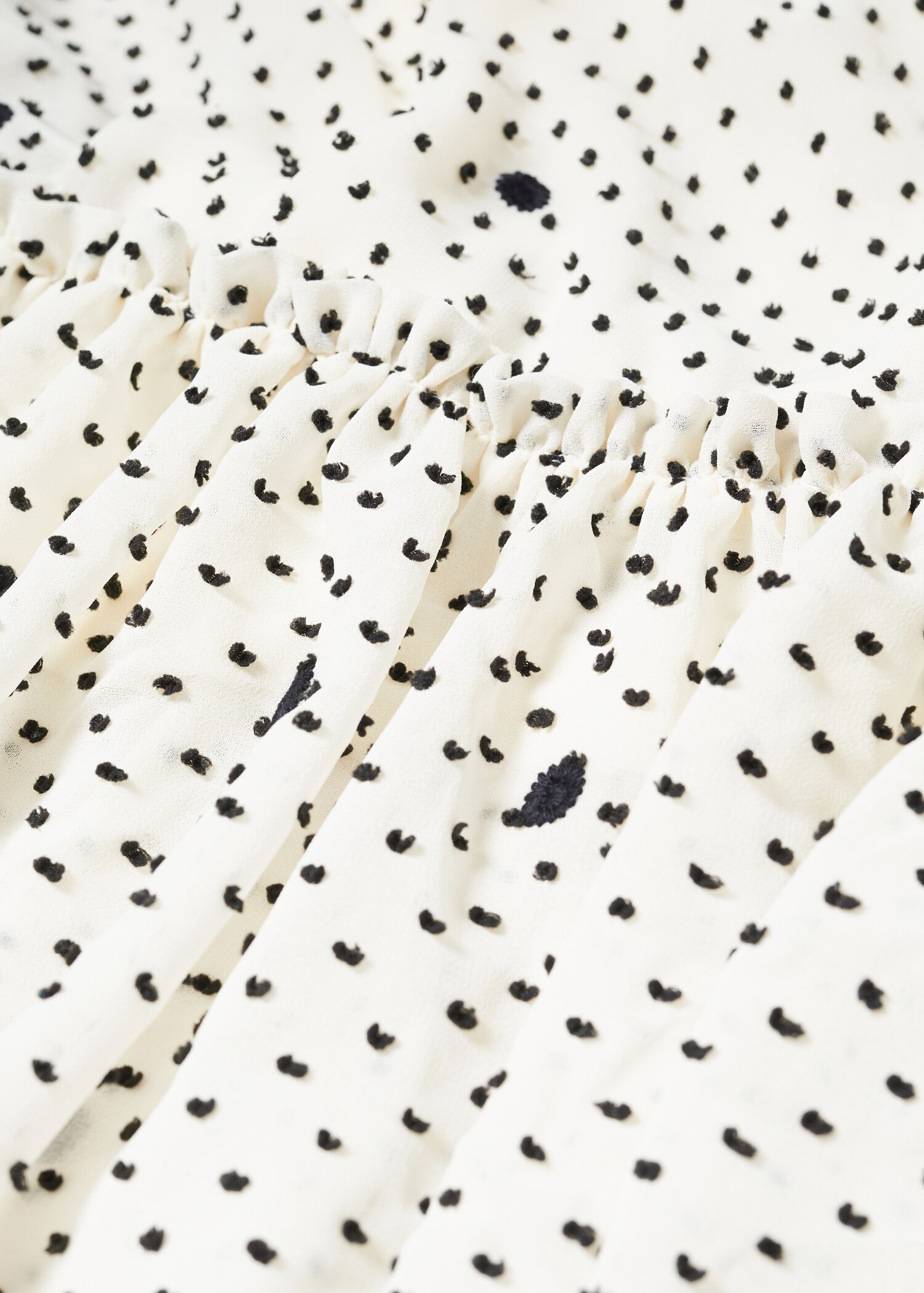 Polka-dot dress with ruffles - Details of the article 8
