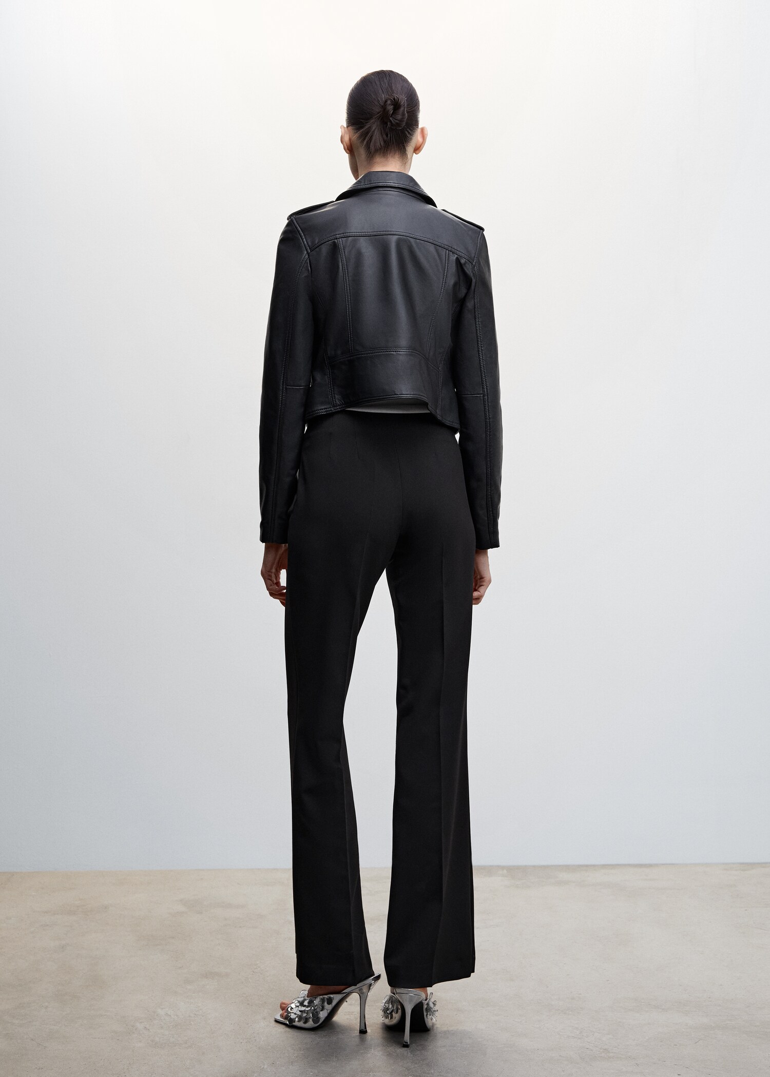 Pantalon fluide wideleg  - Verso de l’article