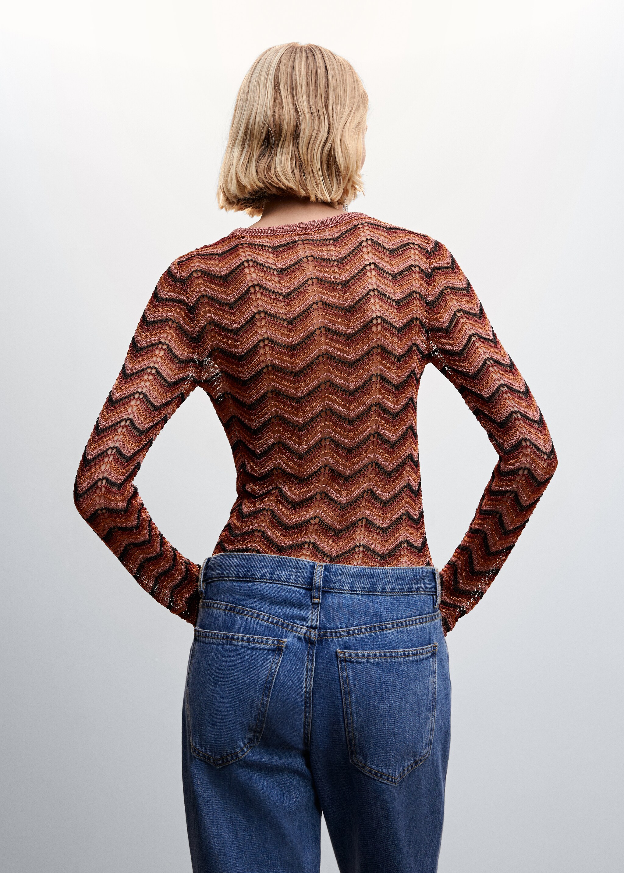 Openwork lurex sweater - Reverse of the article