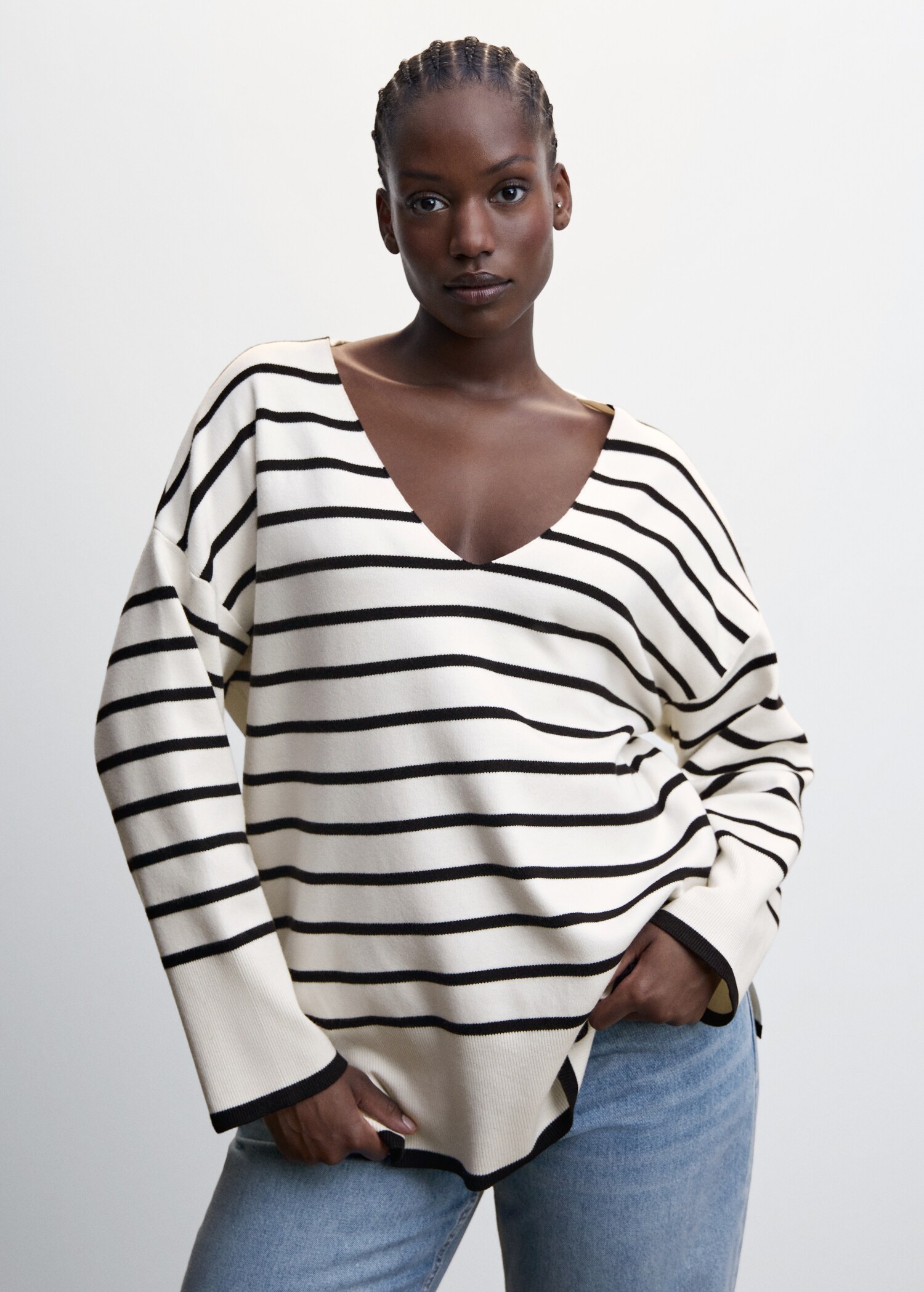 Oversized striped sweater - Details of the article 5