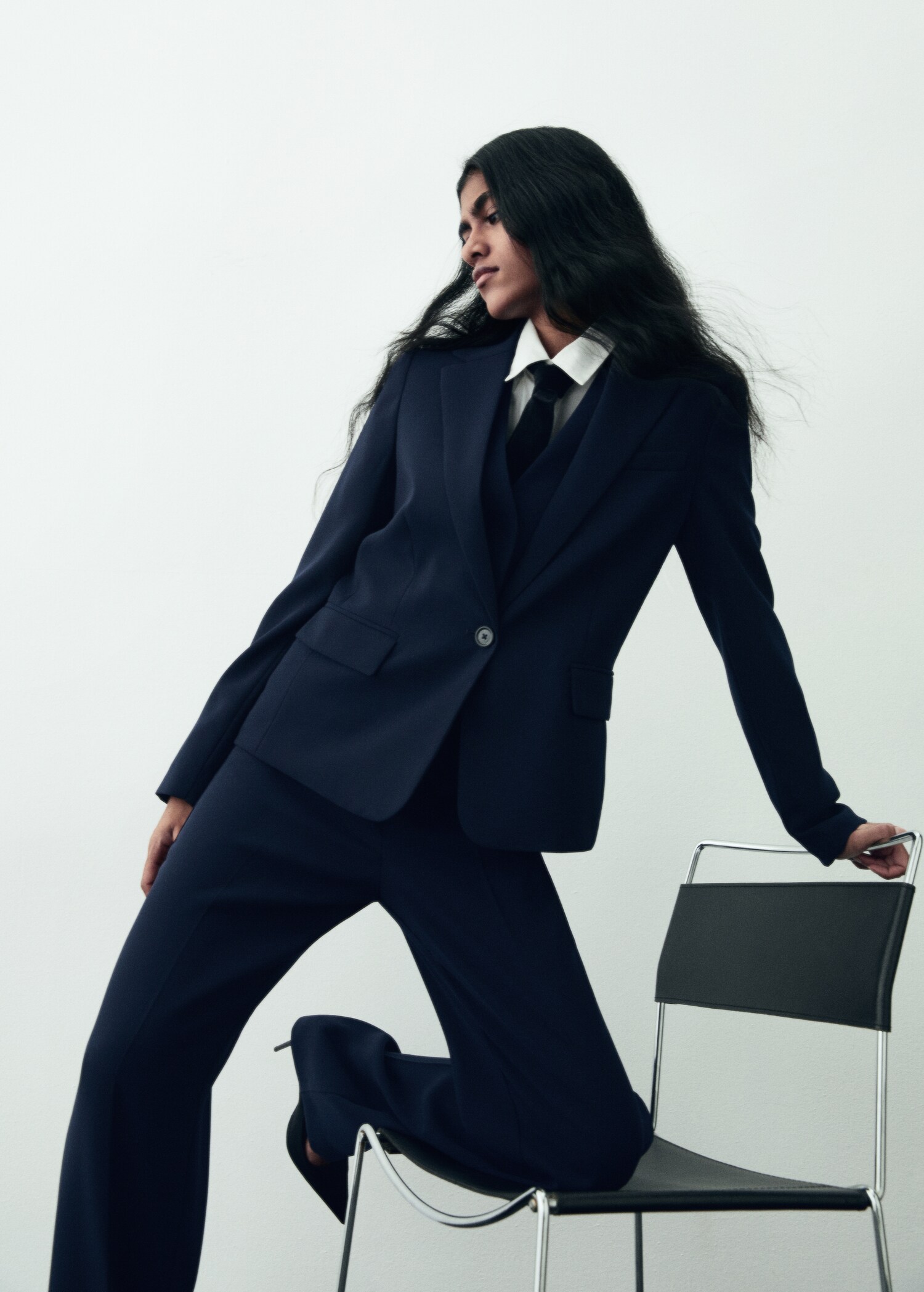 Fitted suit blazer - Details of the article 7