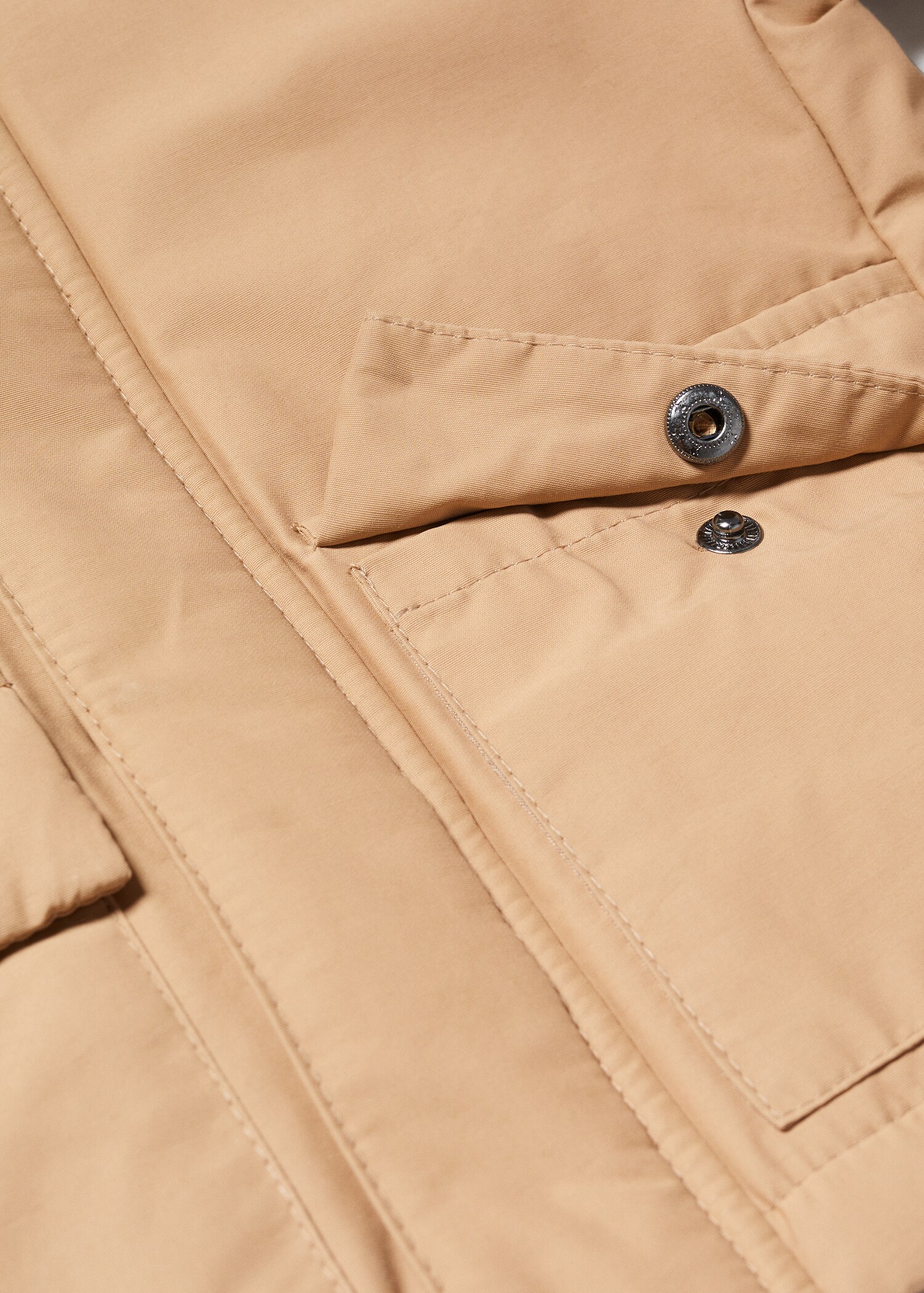 Anorak capucha bolsillos - Detalle del artículo 0