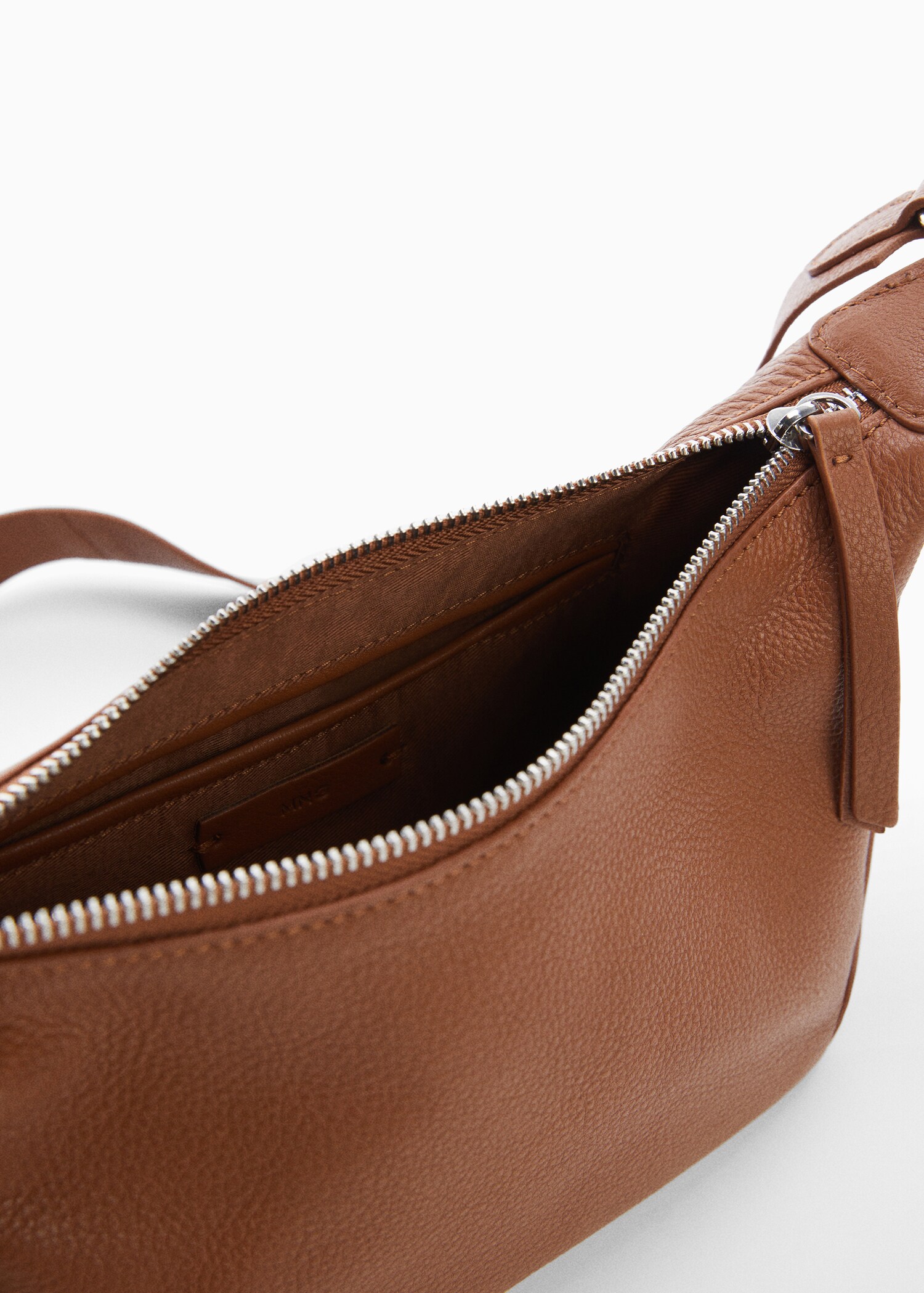 Leather shoulder bag - Details of the article 2