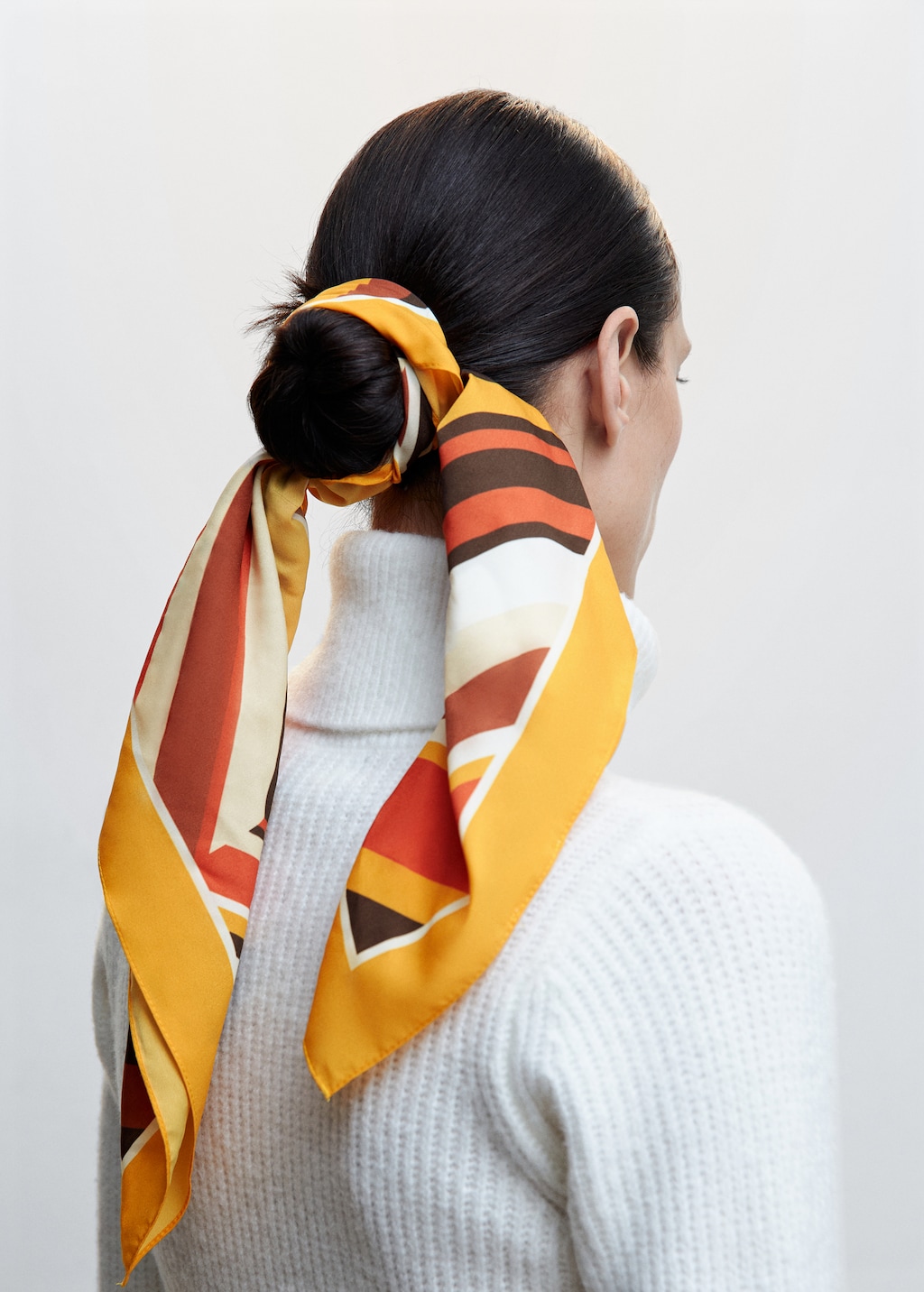 Geometric printed foulard Women MANGO Armenia