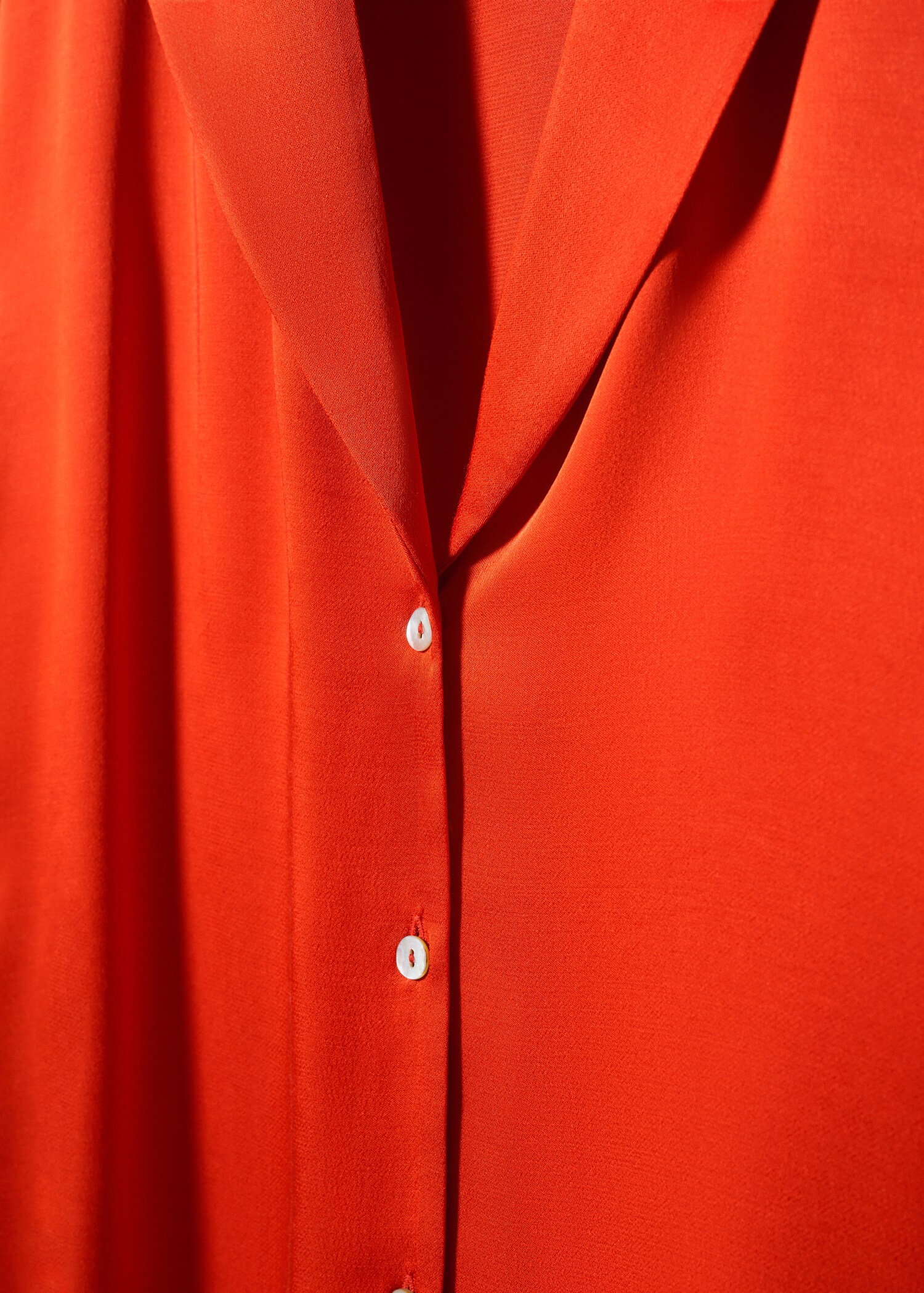 Lapels flowy shirt - Details of the article 8