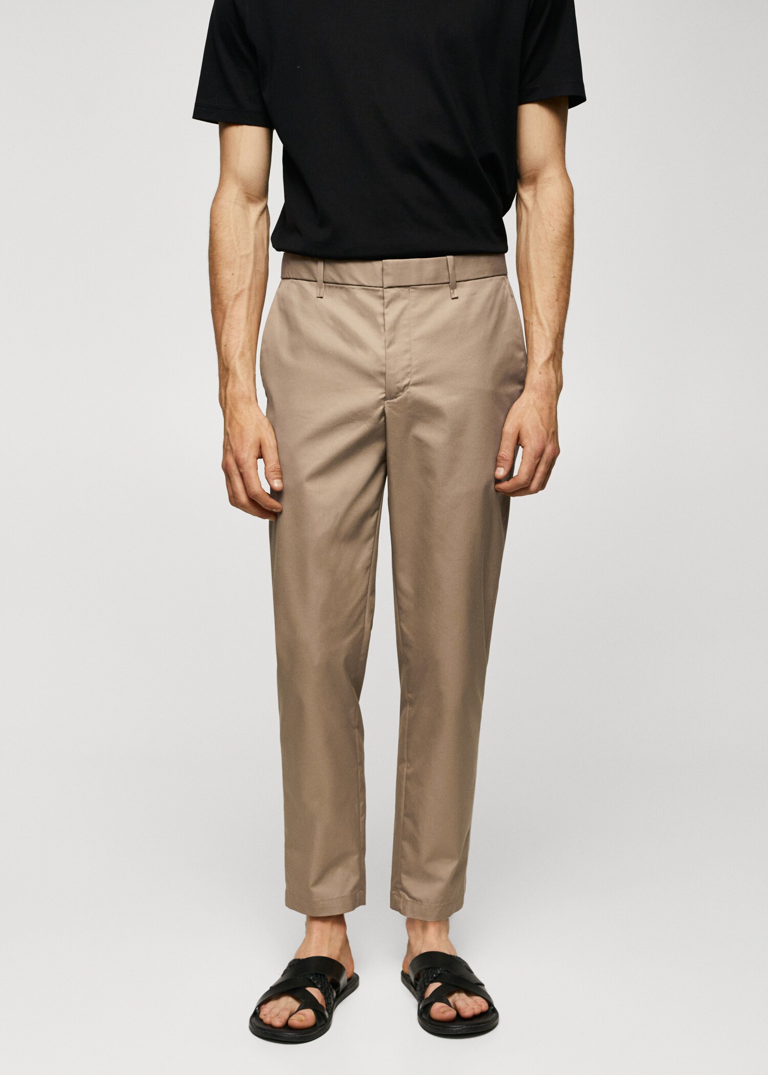 Celana panjang katun slim fit - Tampilan Sedang