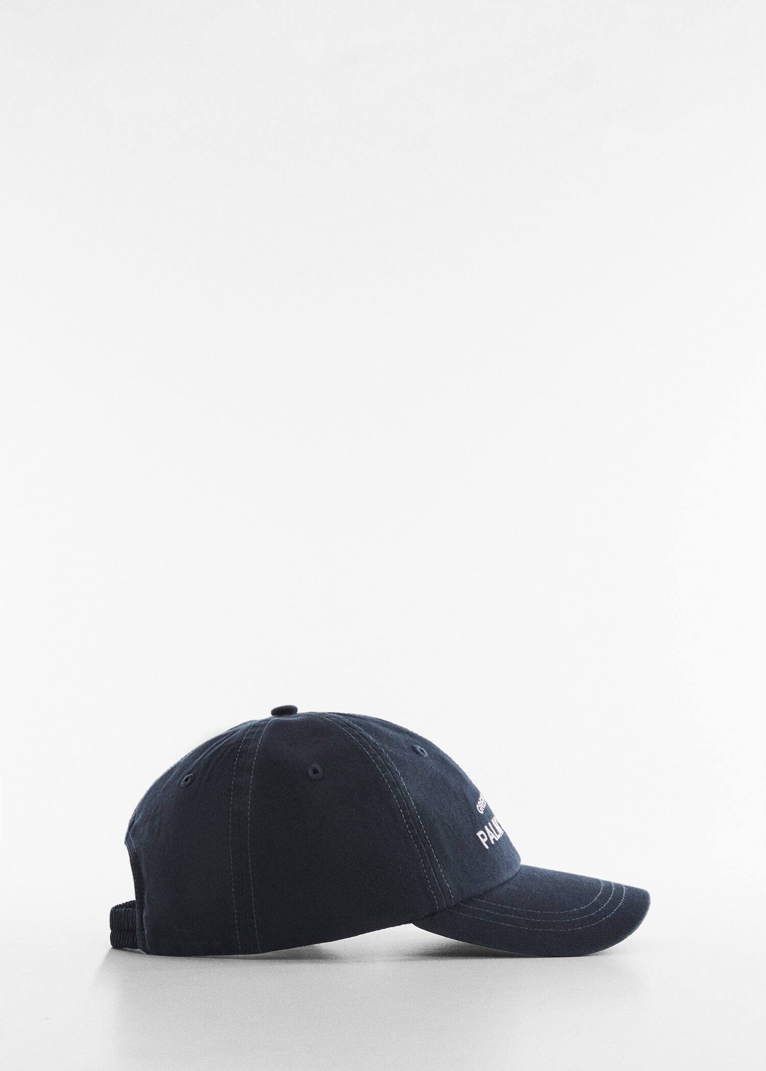 Embroidered message cap - Article without model