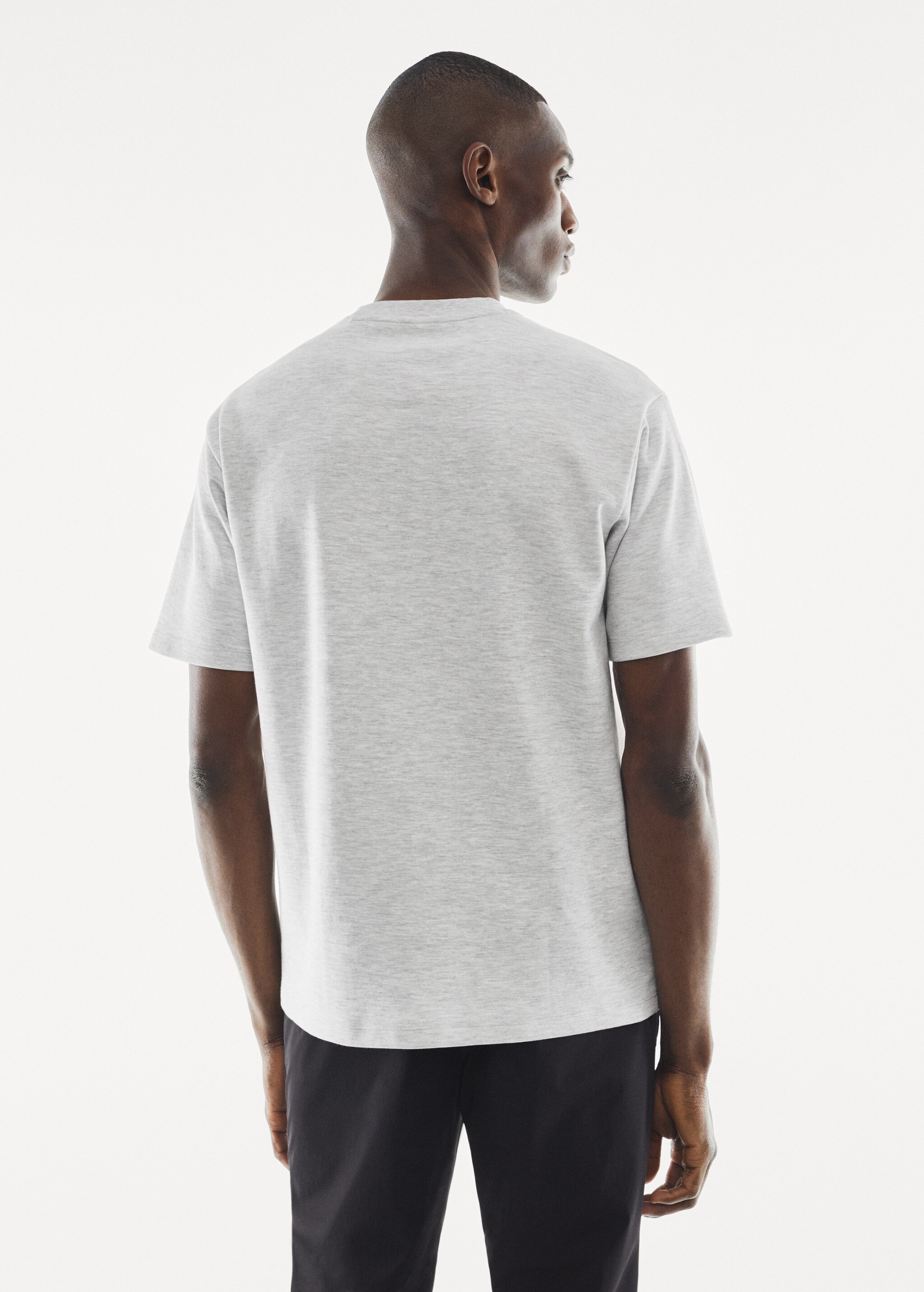 Breathable cotton t-shirt - Reverse of the article