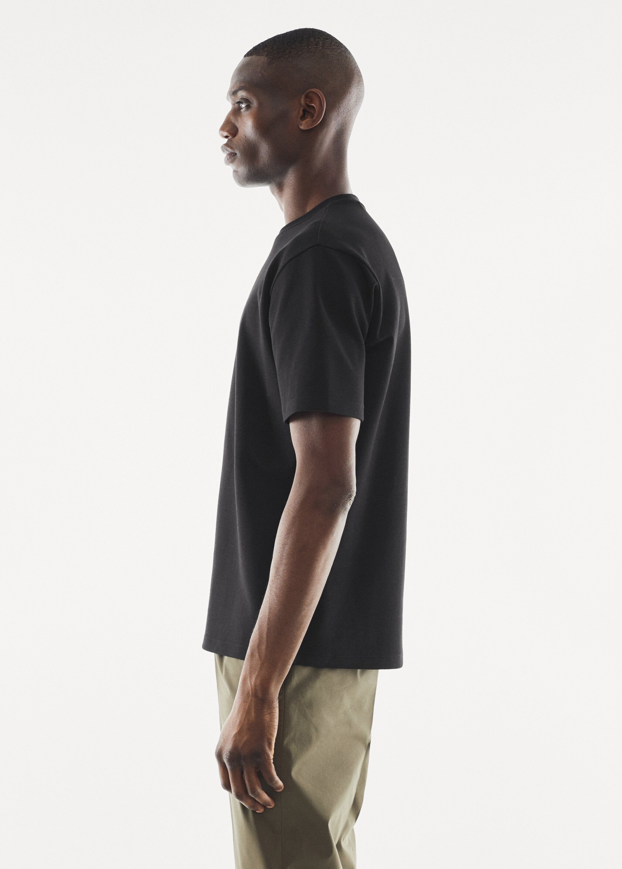 Breathable cotton t-shirt - Details of the article 6
