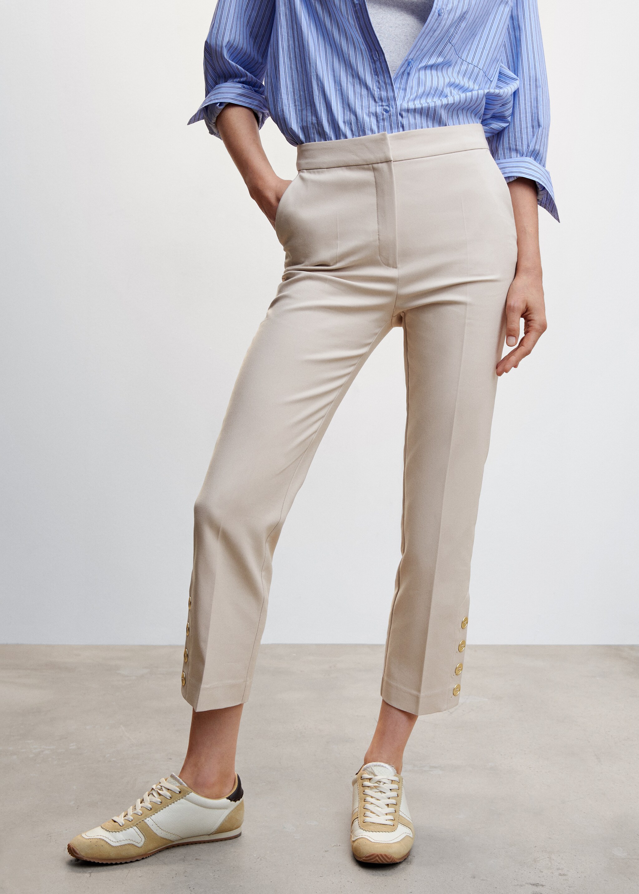 Buttons straight-fit trousers - Medium plane