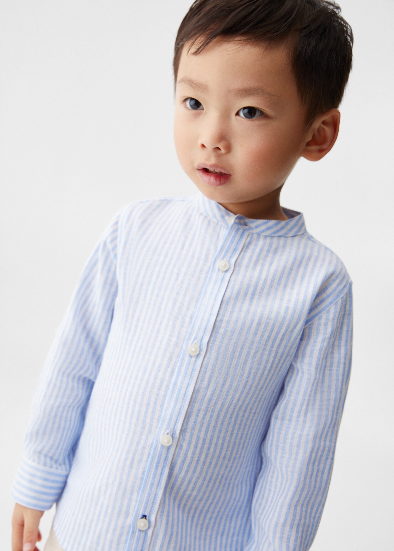 Striped mandarin-collar linen shirt - Details of the article 1