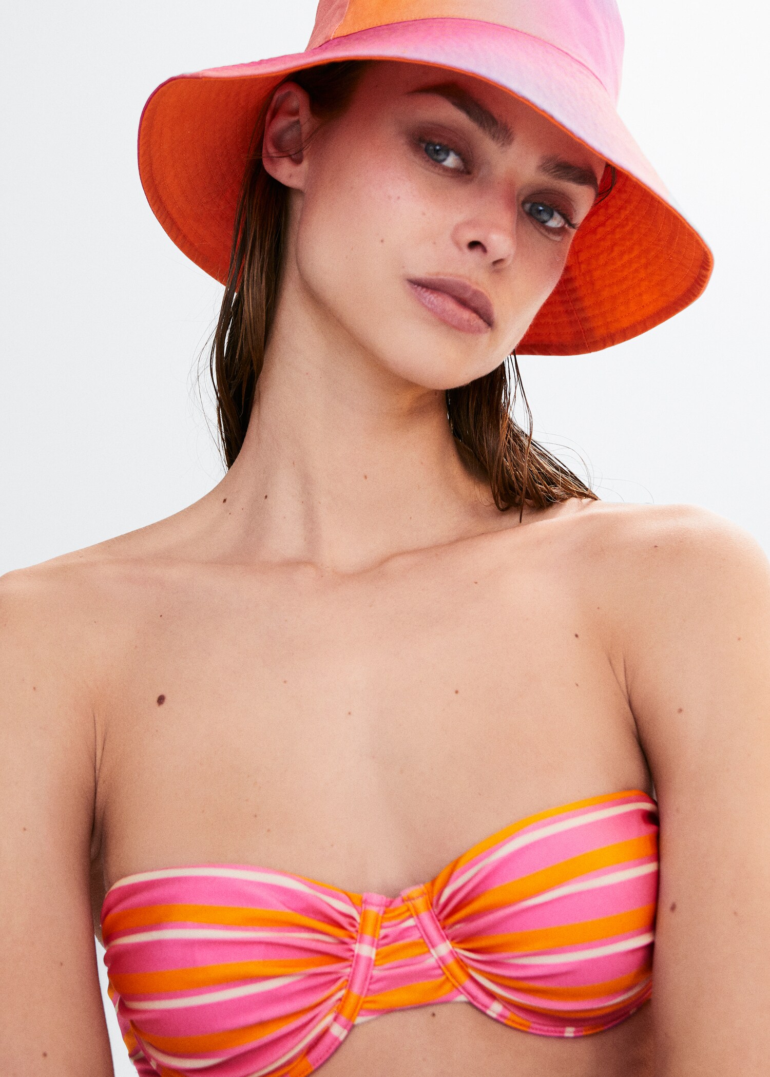 Top bikini cu dungi - Detaliu al articolului 1