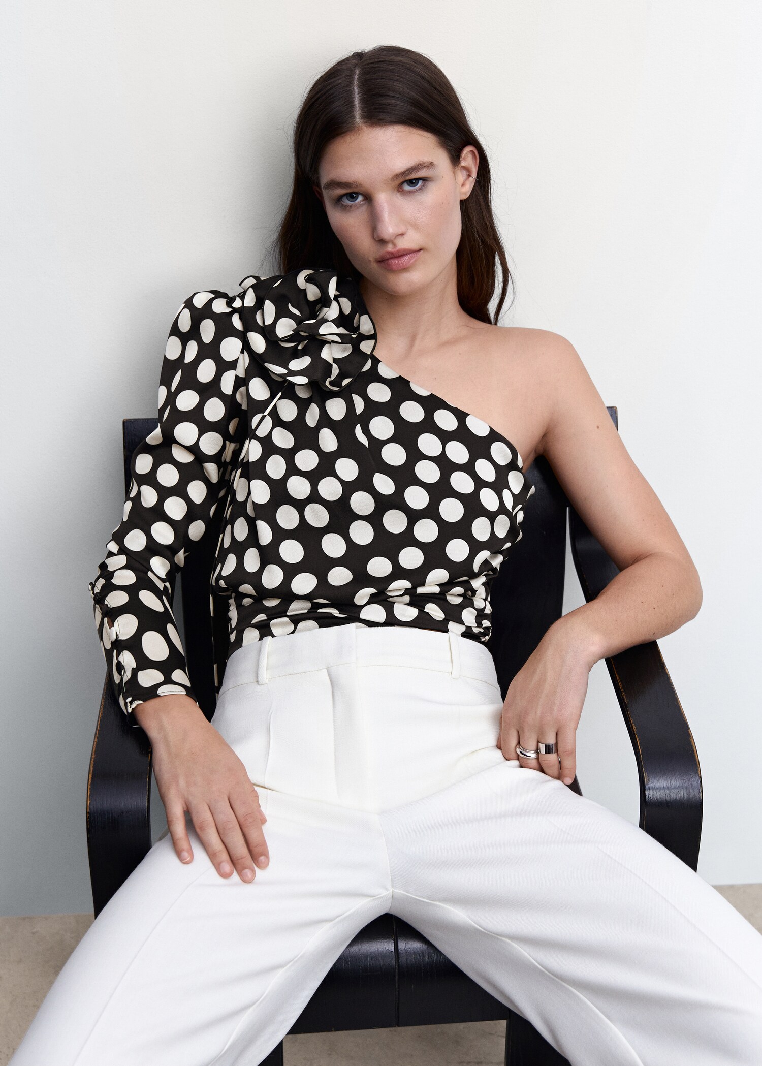 Blusa lunares aplique flor - Detalle del artículo 2