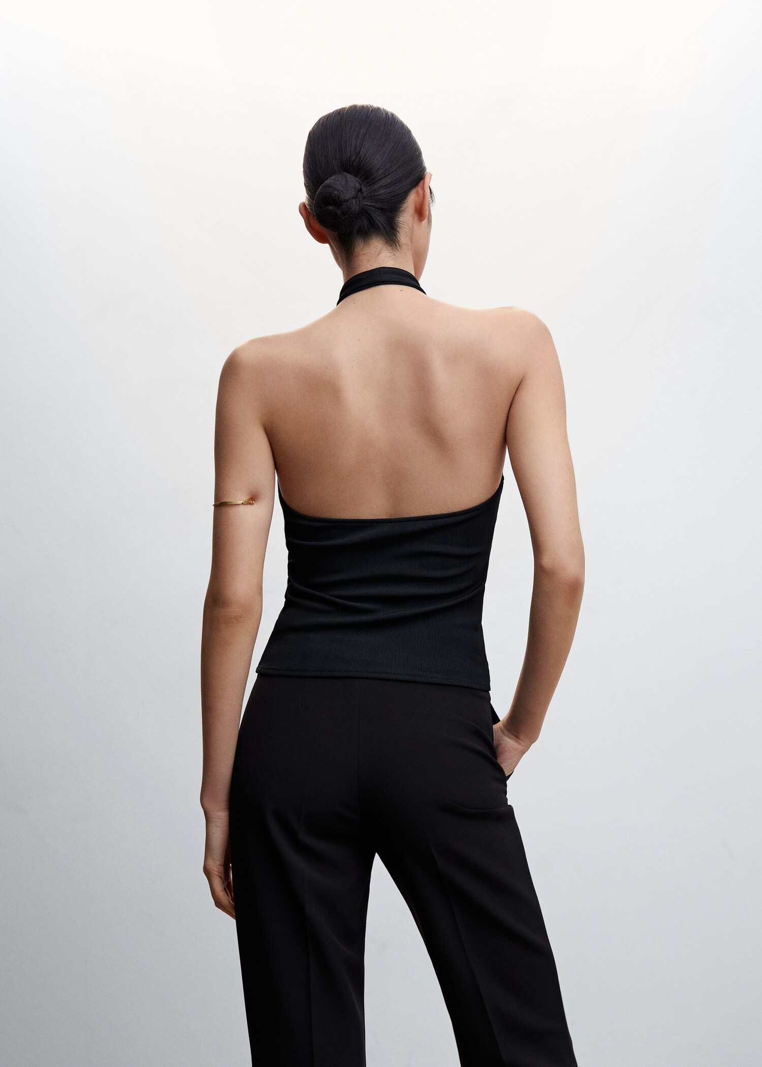 Top halter detalle metálico - Reverso del artículo