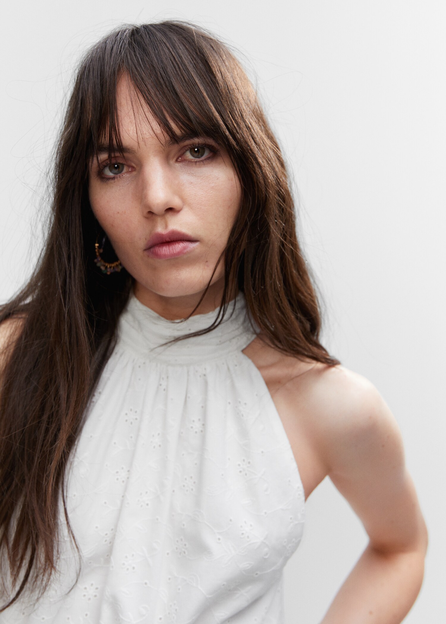Vestido bordado cuello halter - Detalle del artículo 1