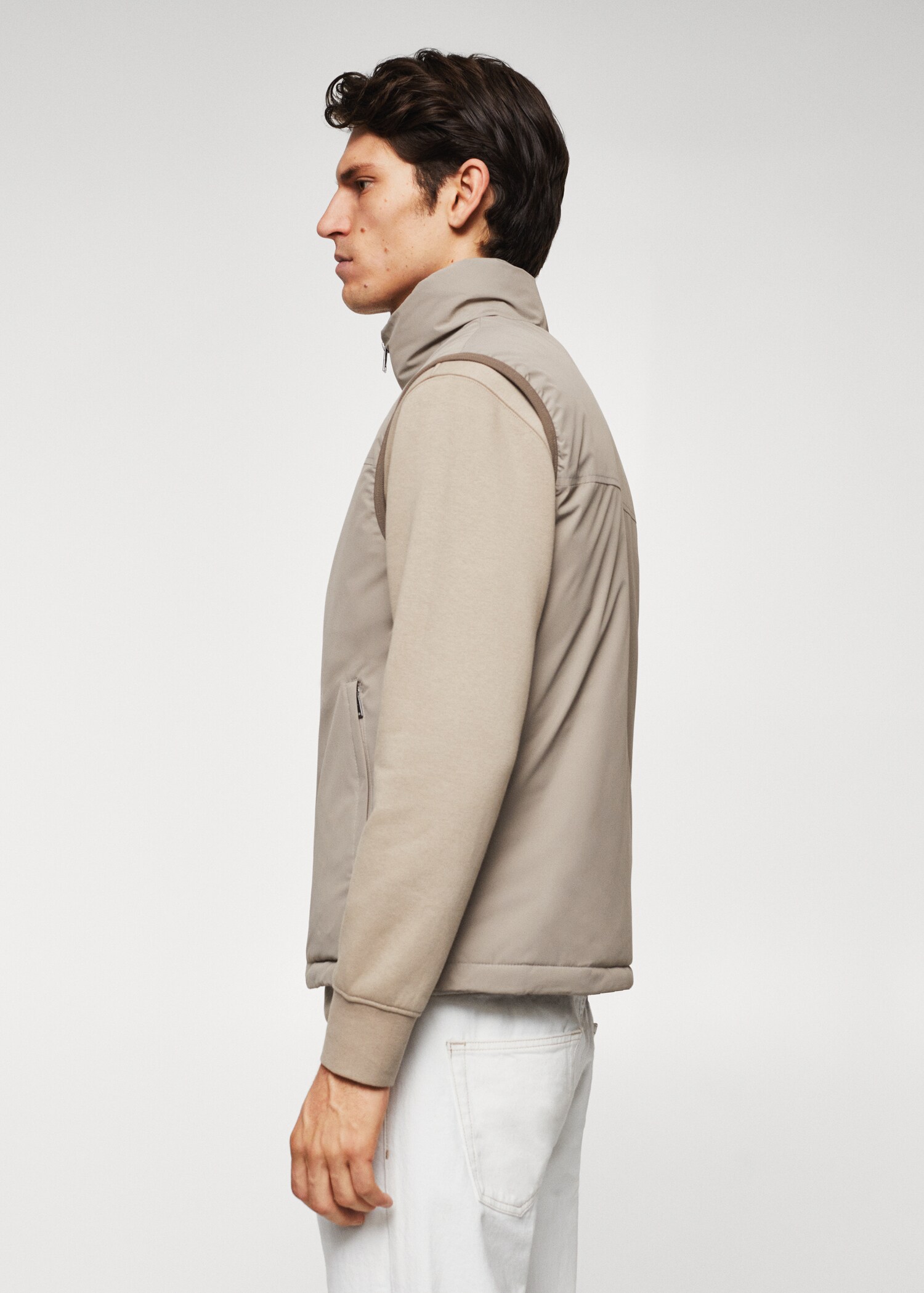 Water-repellent quilted gilet - Details of the article 6