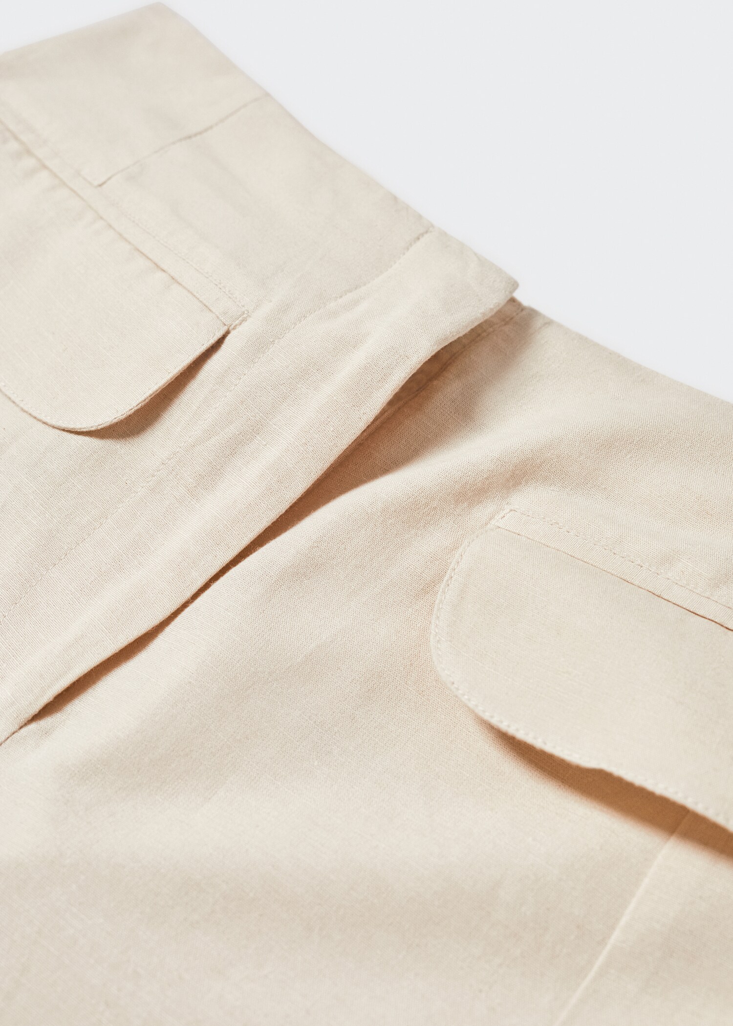 Linen shorts with pockets - Details of the article 8