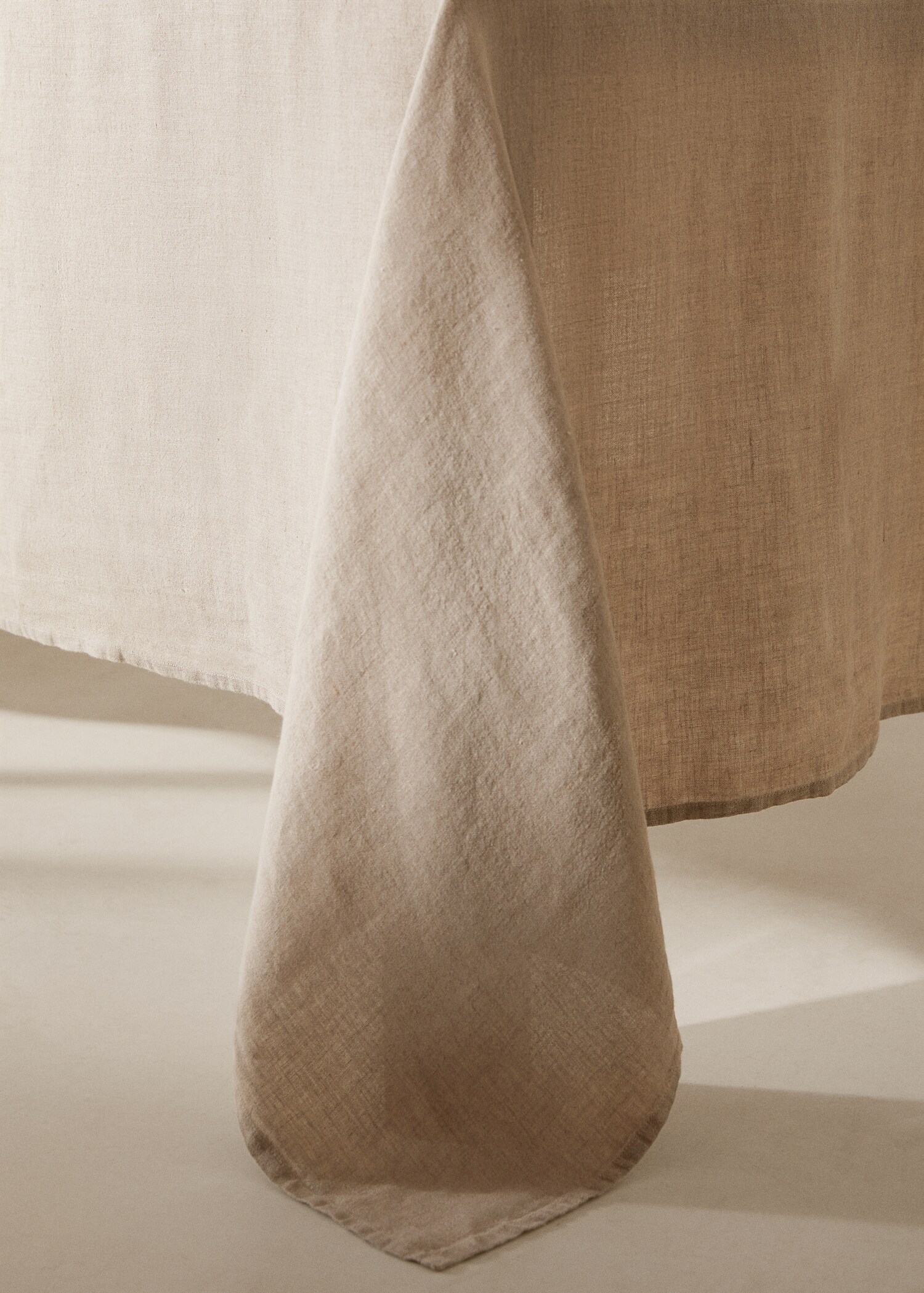 100% linen tablecloth 145x145cm - Details of the article 8