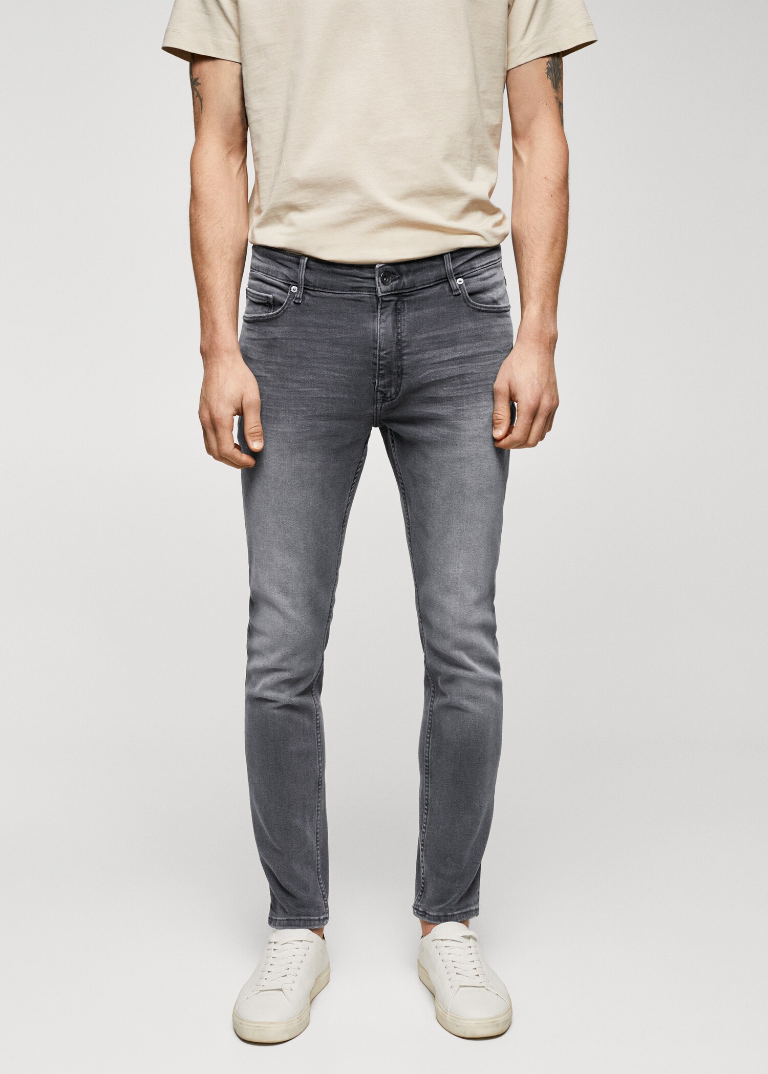 Blugi Jude skinny fit - Plan mediu