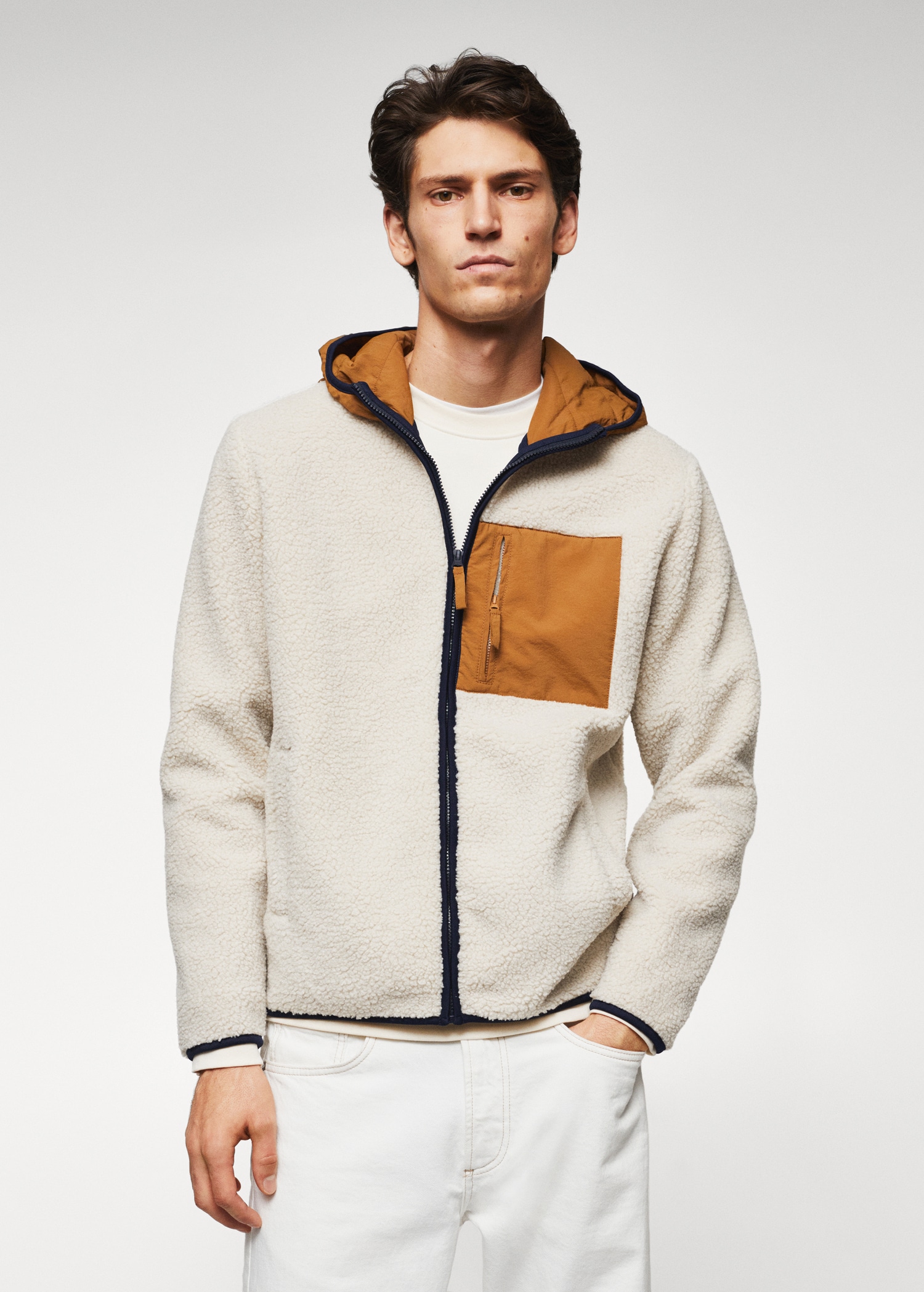 Sudadera combinada borreguito - Plano medio