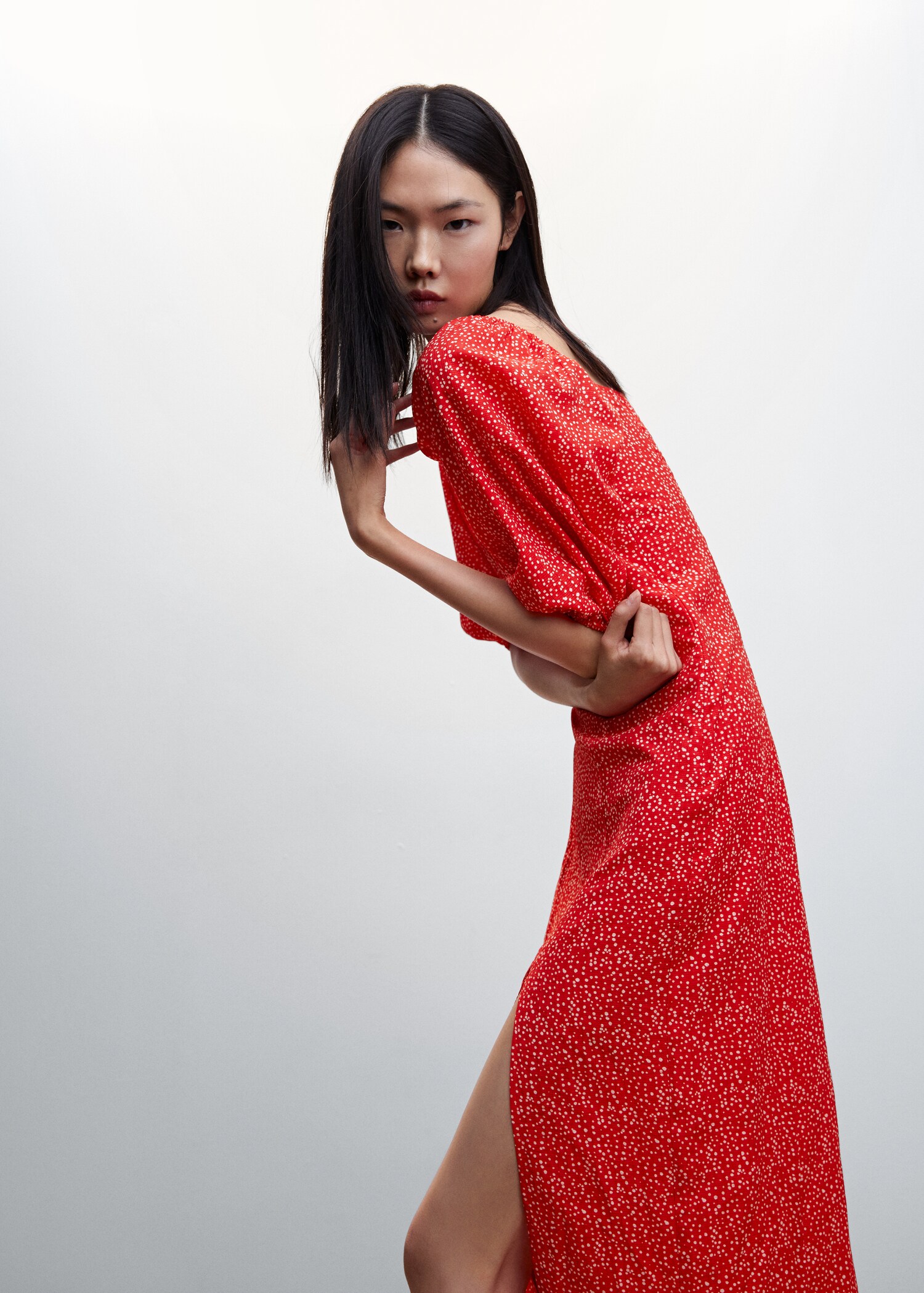 Puffed sleeves midi dress - Details of the article 2