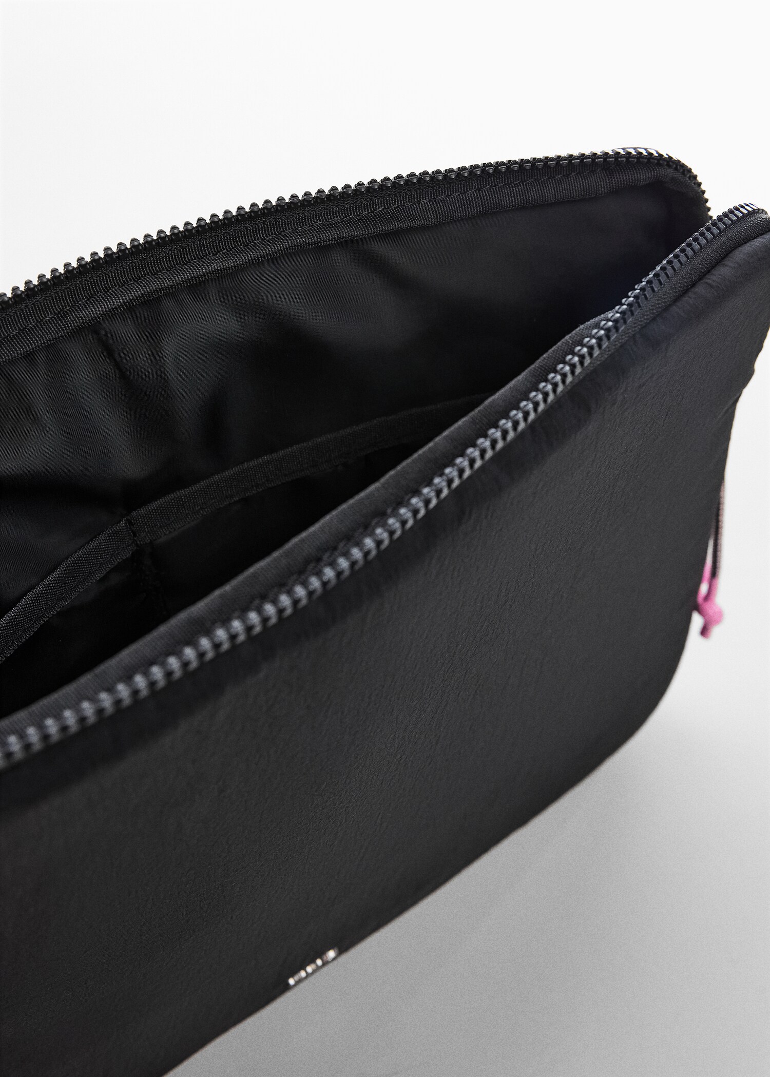 Gesteppte Laptop-Hülle - Detail des Artikels 1