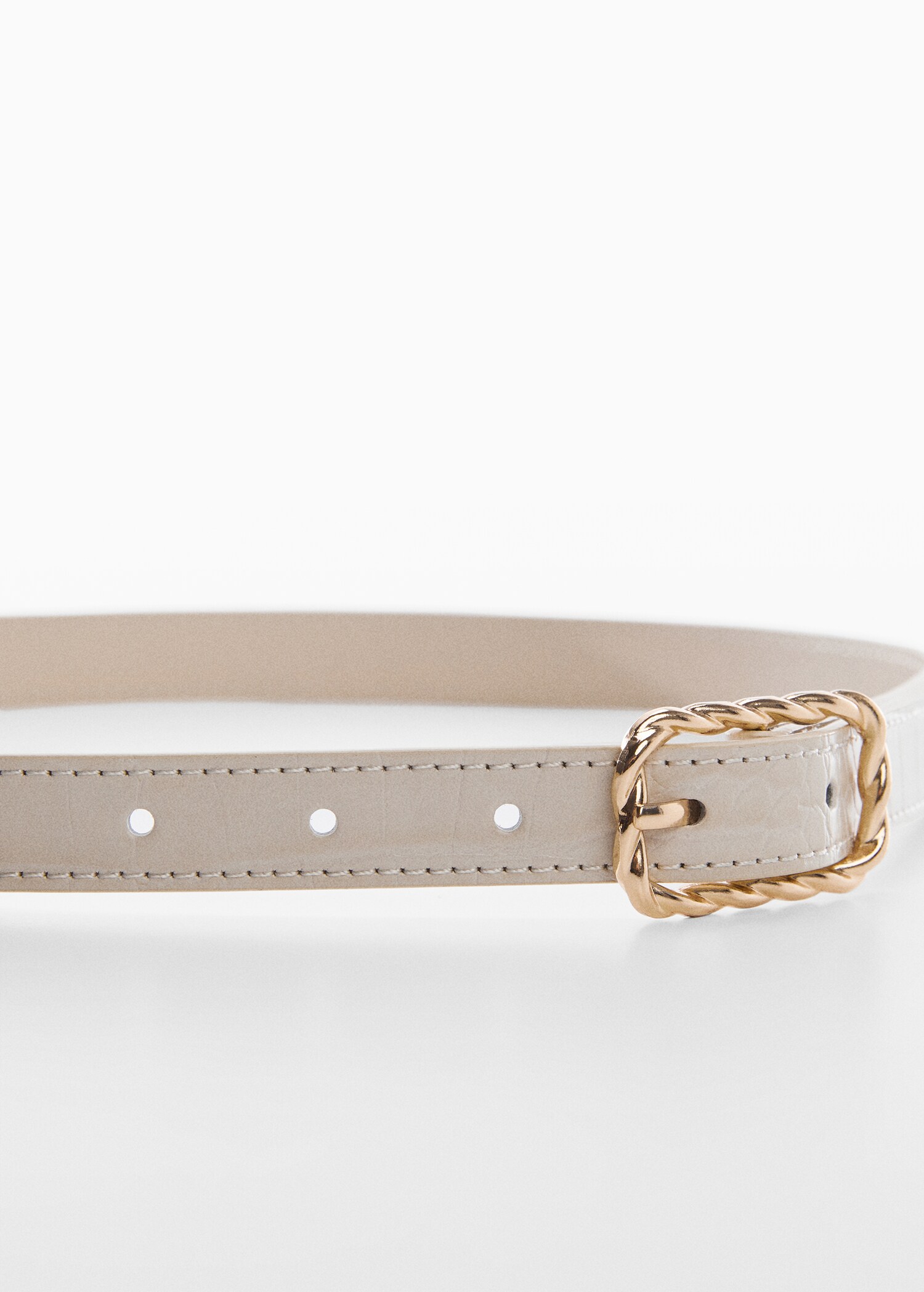 Ceinture boucle en relief - Plan moyen