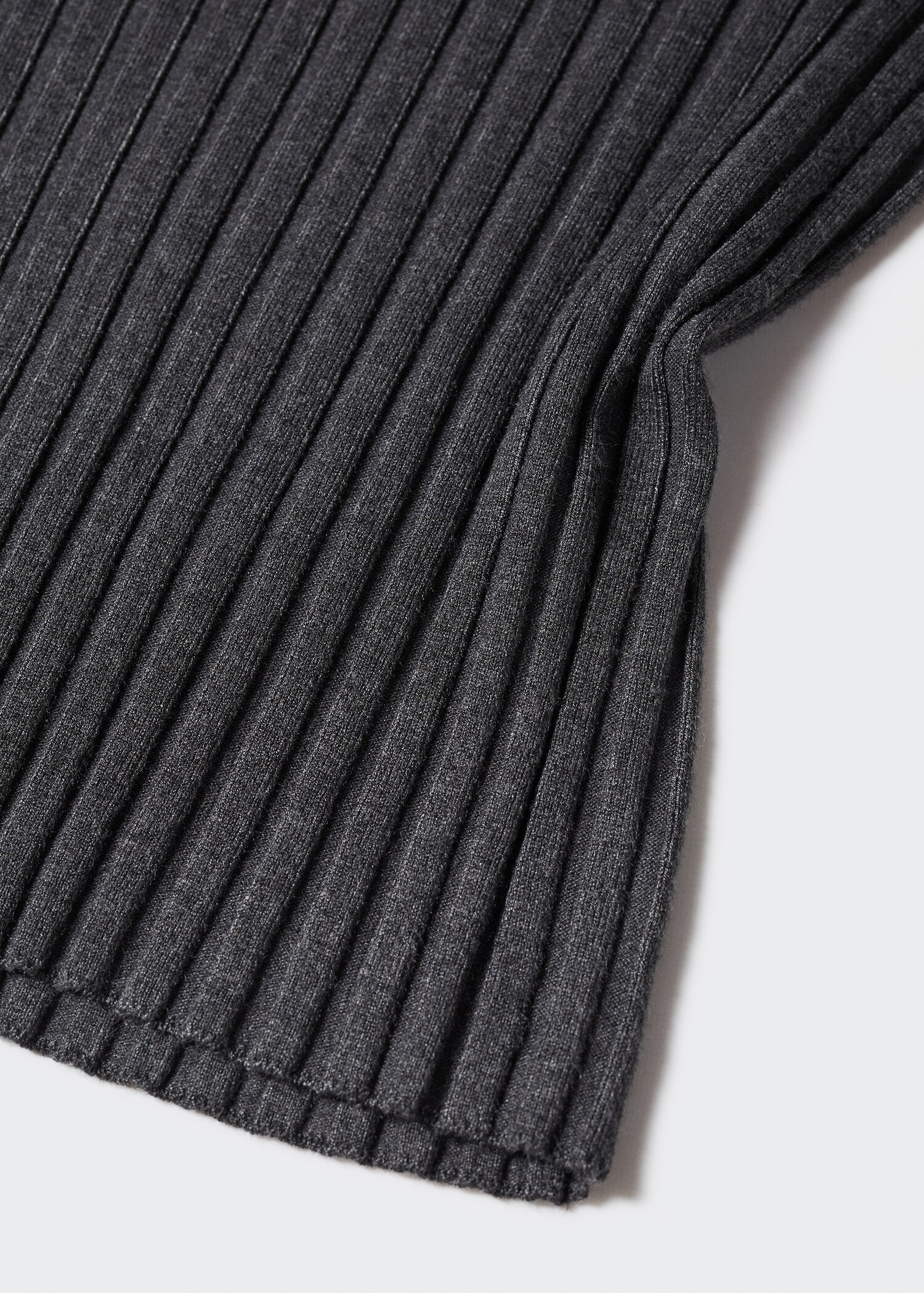 Ribbed knit sweater - Details of the article 8