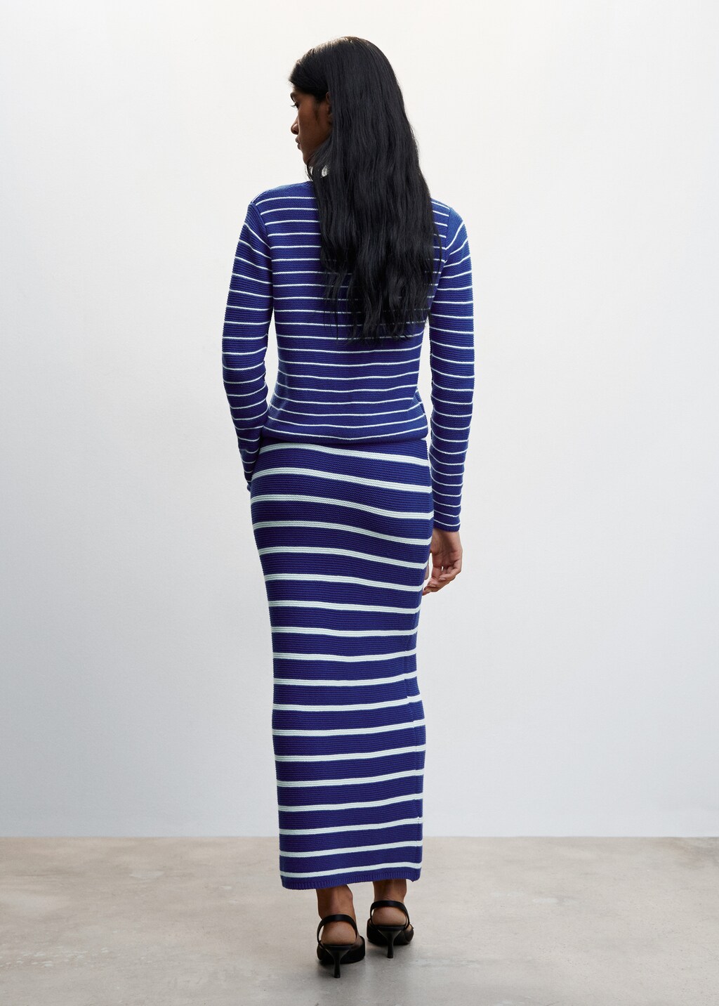 Striped knitted skirt