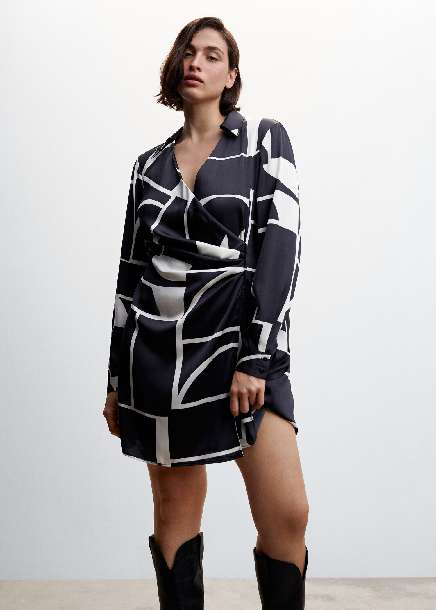 Printed satin dress - Details of the article 5