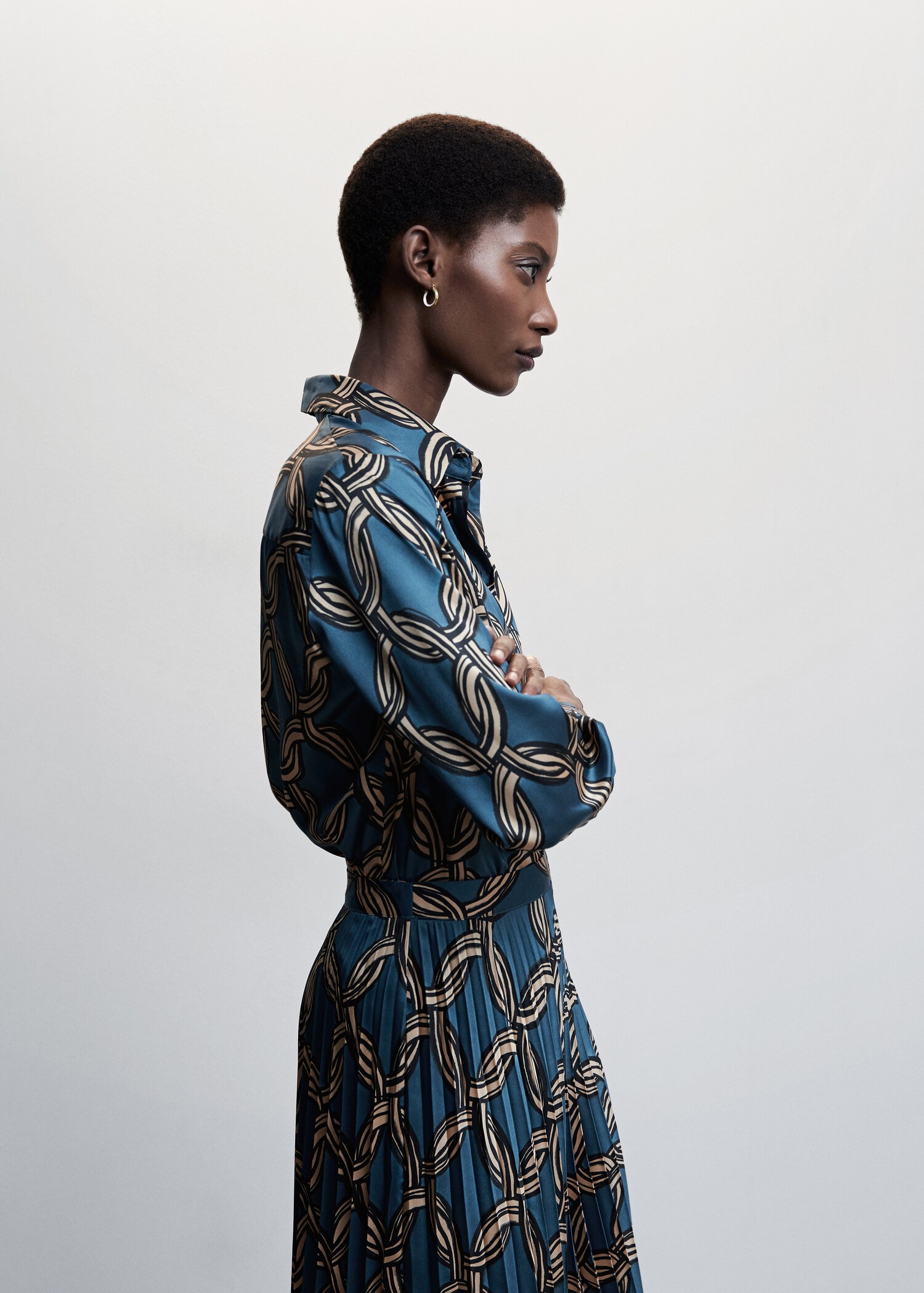 Bluse mit geometrischem Muster - Detail des Artikels 6