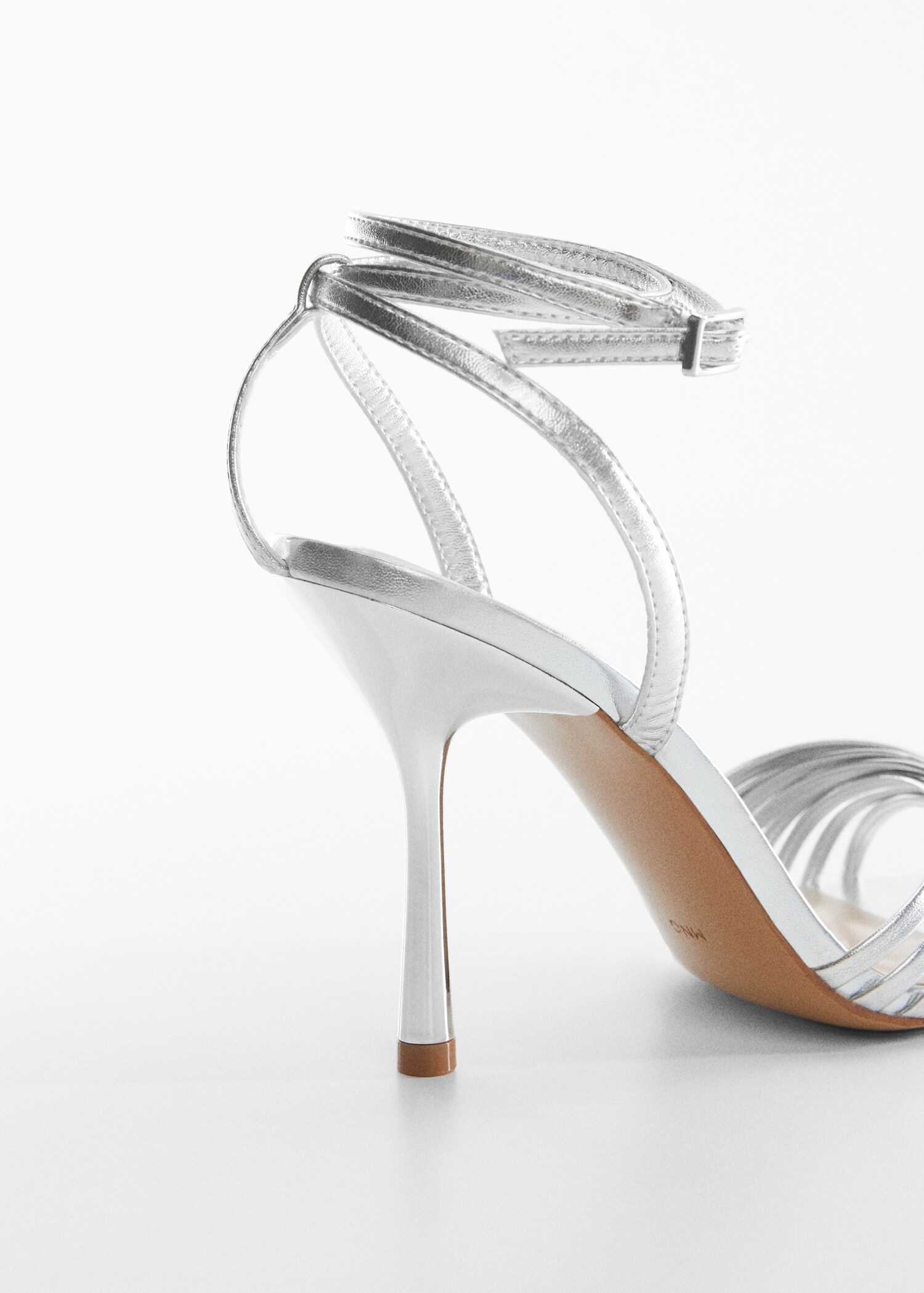 Strappy heeled sandals - Details of the article 1