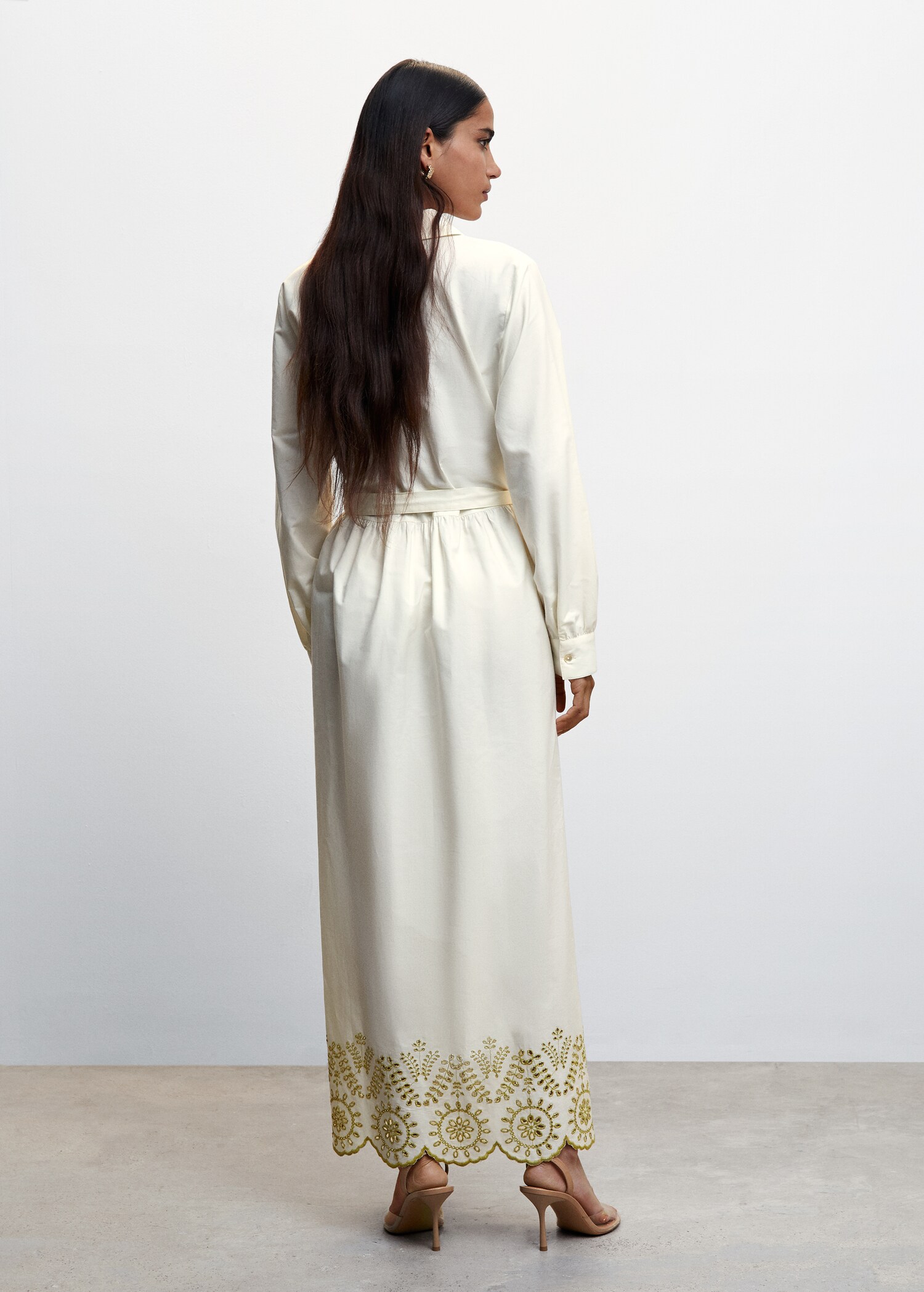 Long shirt dress - Reverse of the article