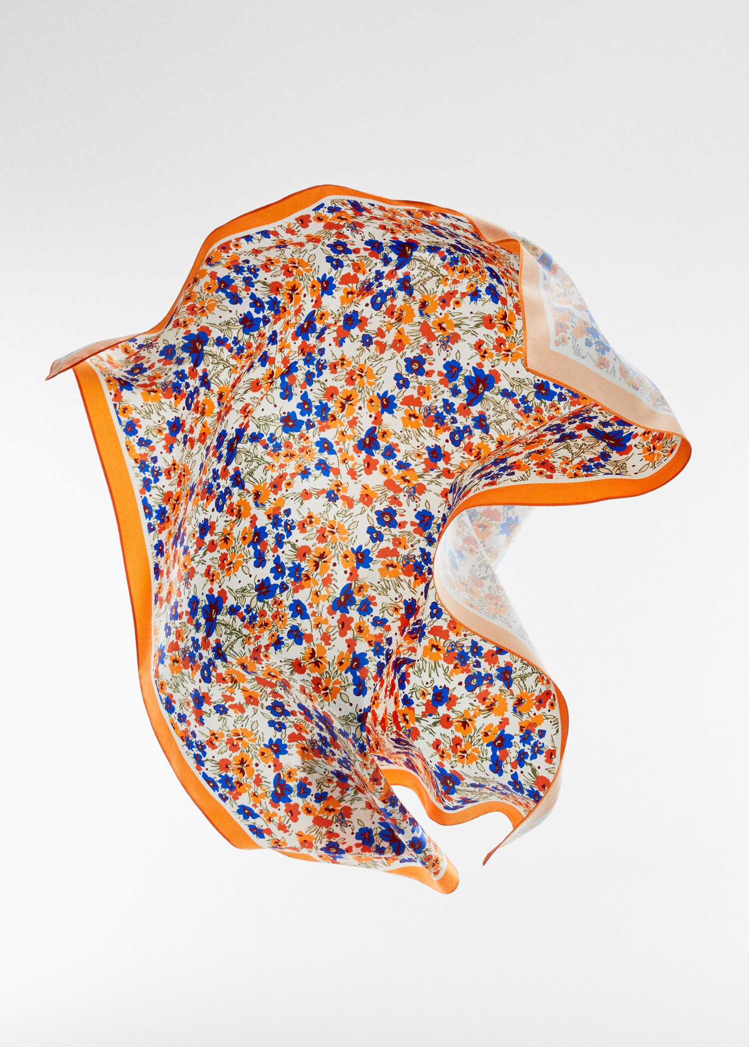 Foulard imprimé à fleurs - Détail de l'article 5