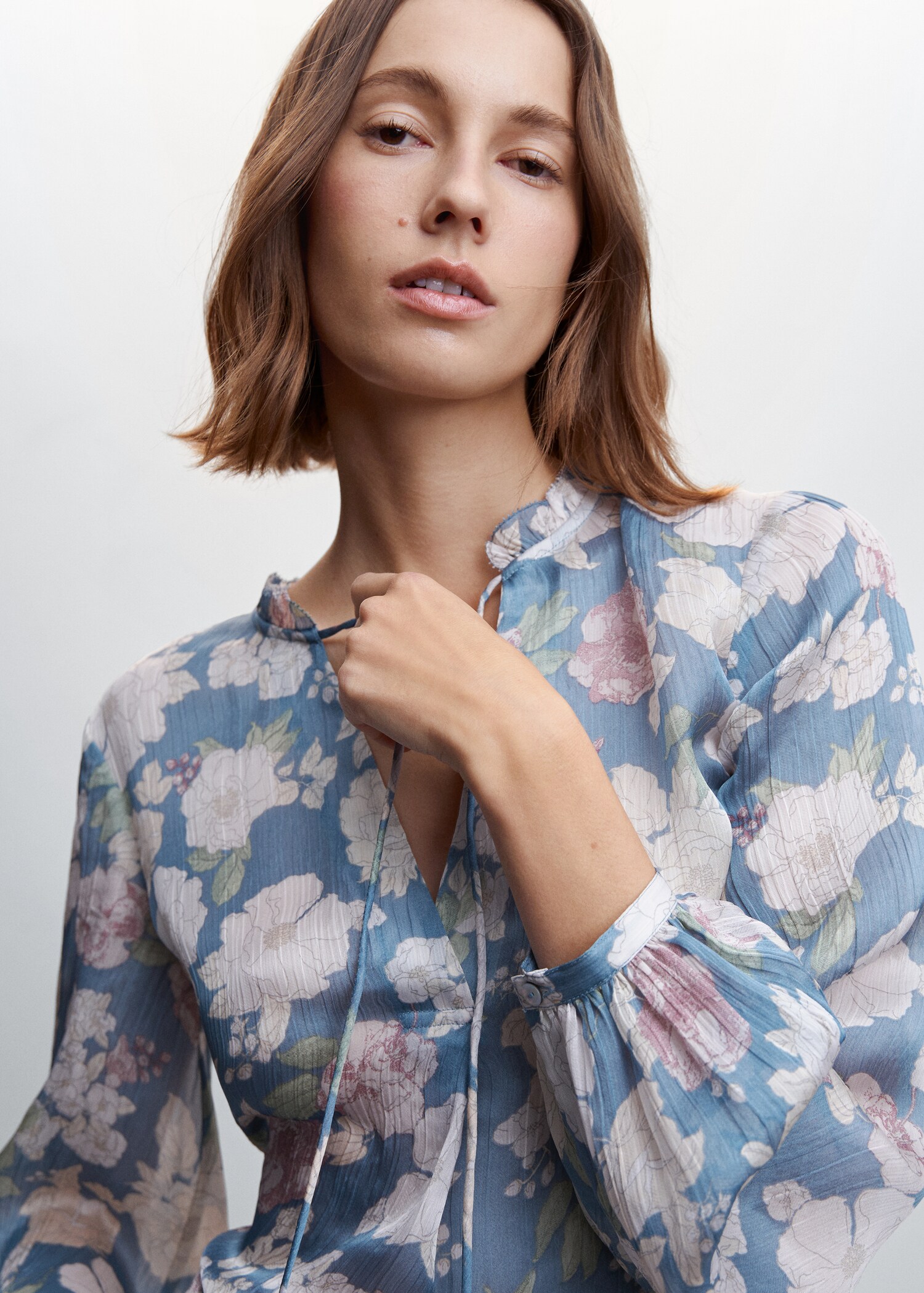 Blouse imprimé floral à nœud - Détail de l'article 1