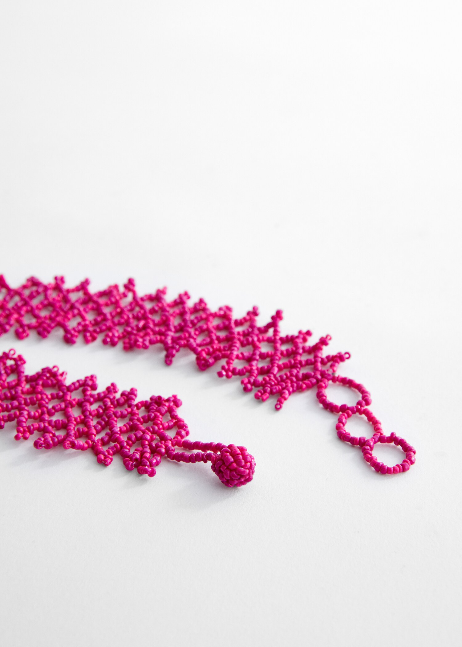 Choker with beads - Medium plane