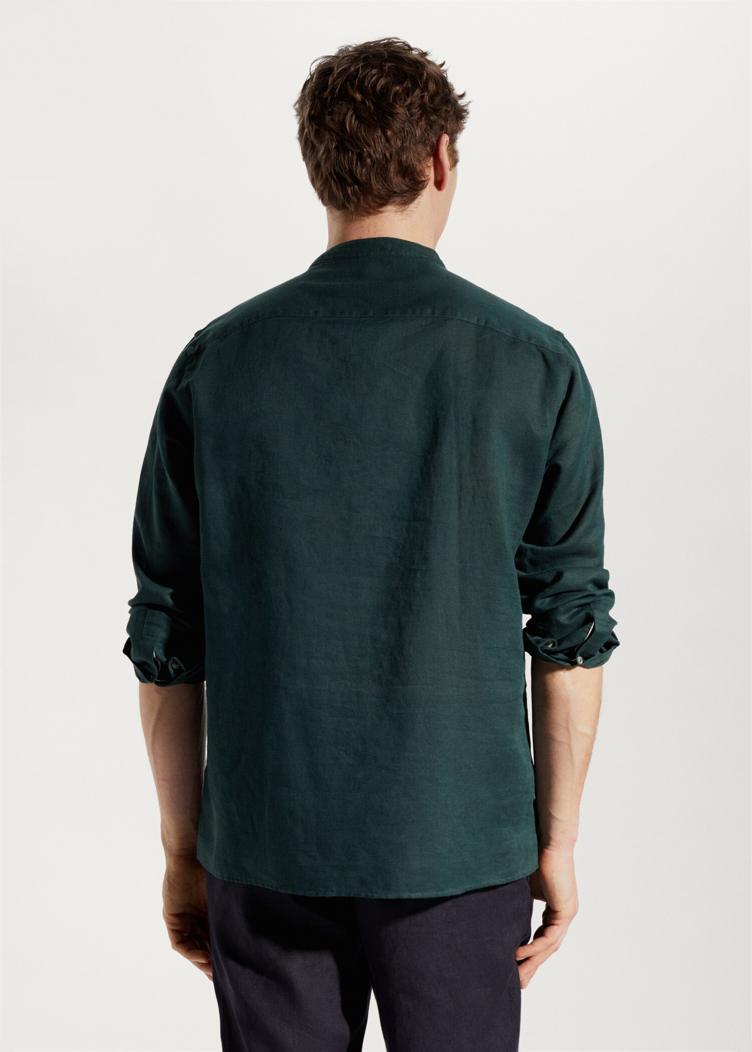 Chemise regular-fit lin col mao - Verso de l’article