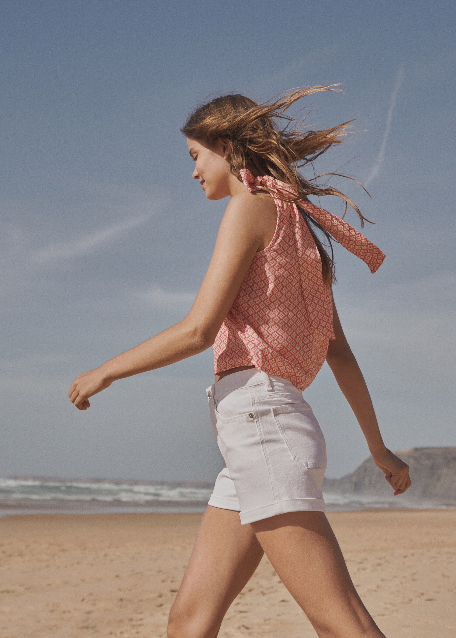Jeans-Shorts mit mittlerer Bundhöhe - Detail des Artikels 6