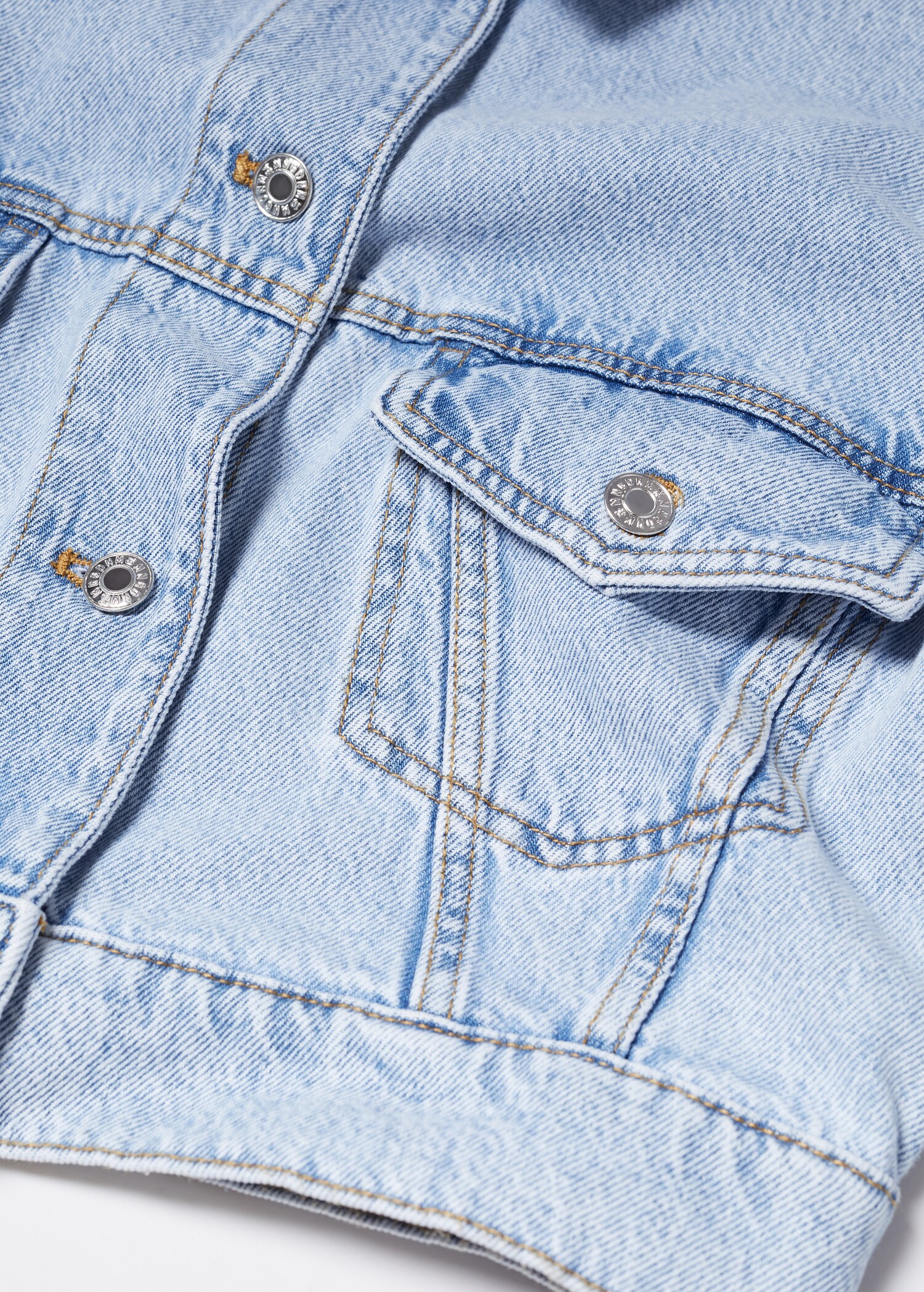 Cropped denim jacket - Details of the article 8