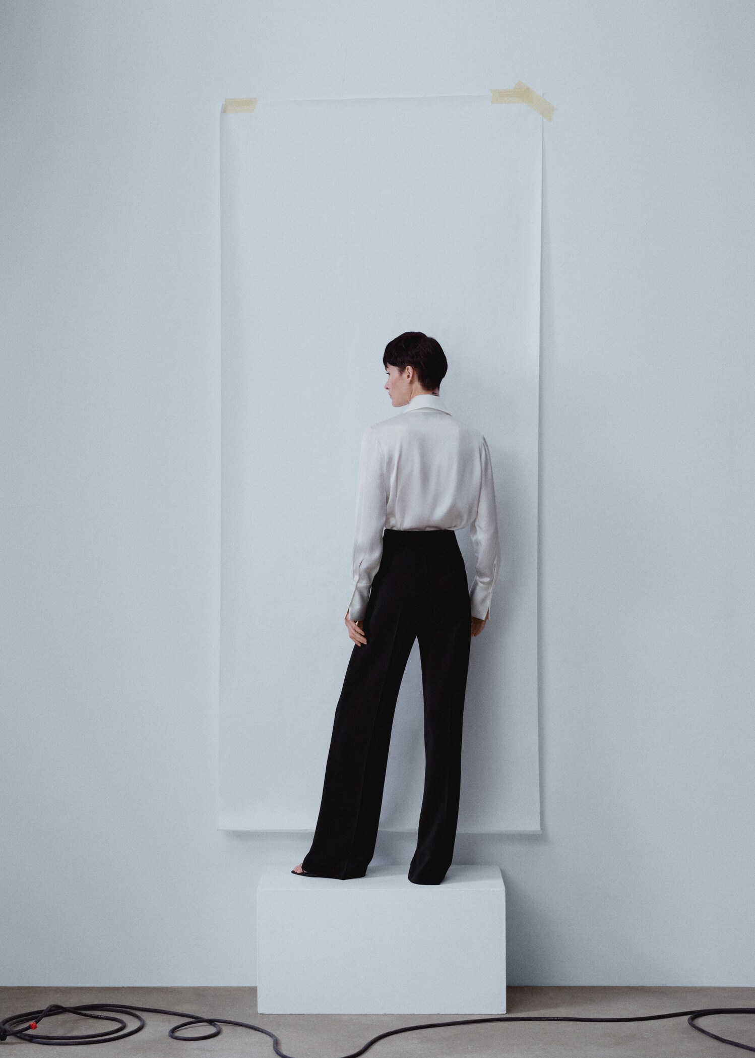  Pantalon palazzo détail coutures - Verso de l’article
