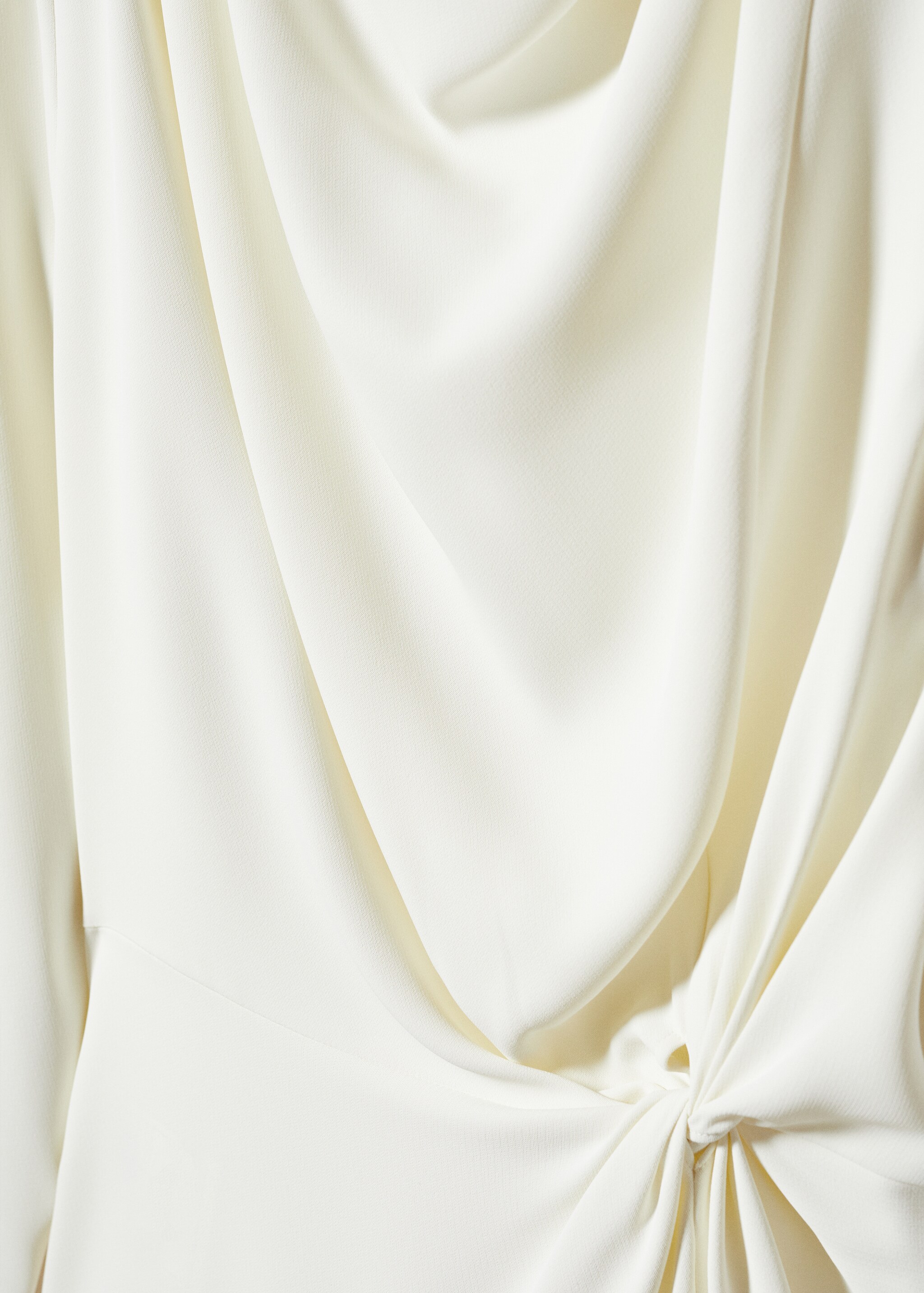 Knot detail blouse - Details of the article 8