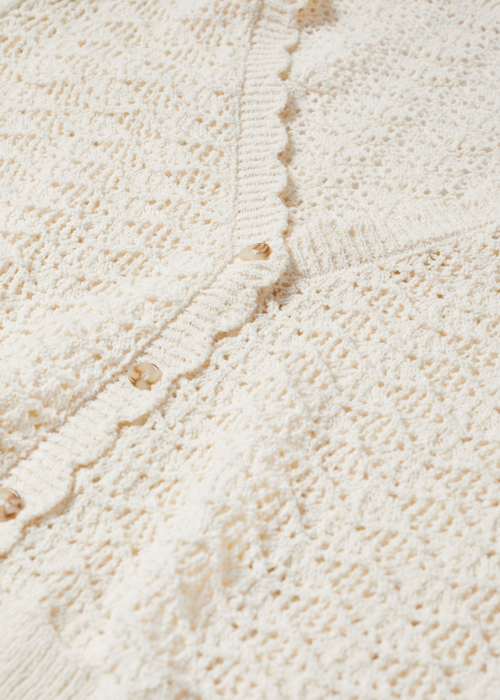 Openwork cardigan with scalloped edges - Details of the article 8