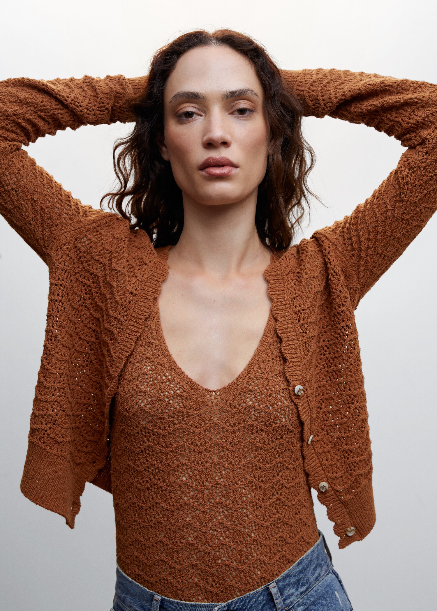 Openwork cardigan with scalloped edges - Details of the article 1