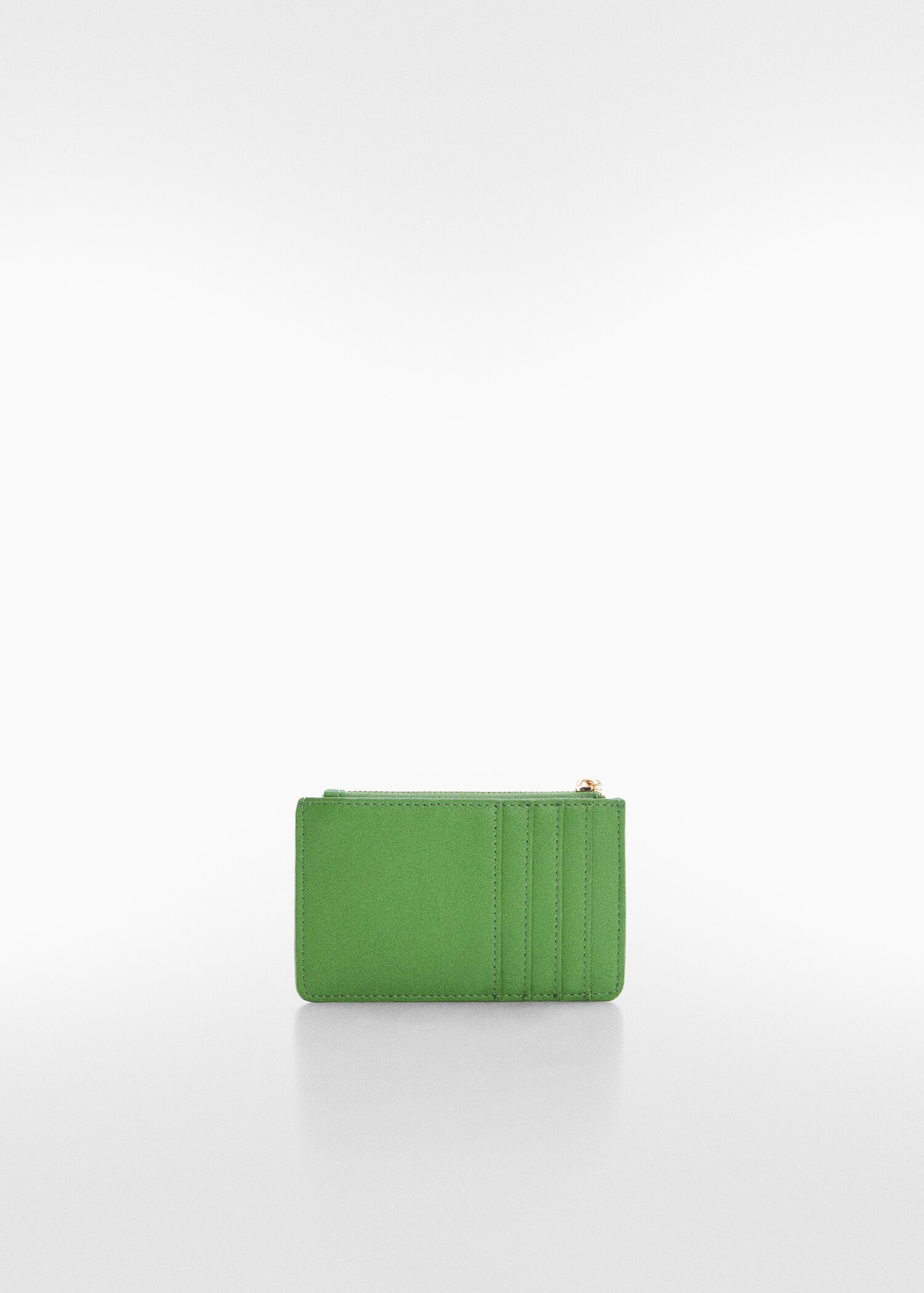 Card holder with button and logo - Details of the article 2