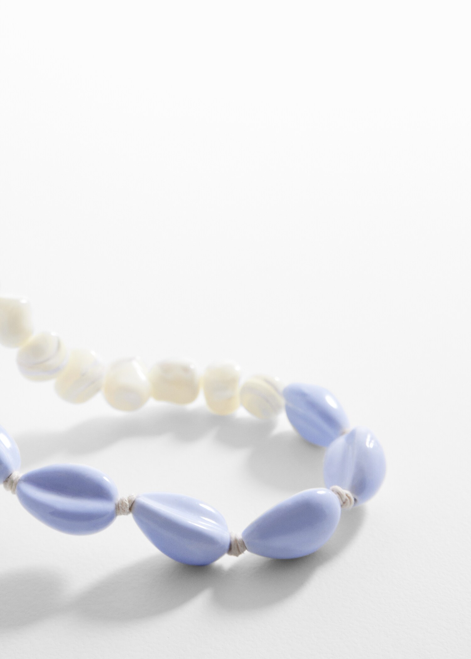 Ceramic shell necklace - Medium plane
