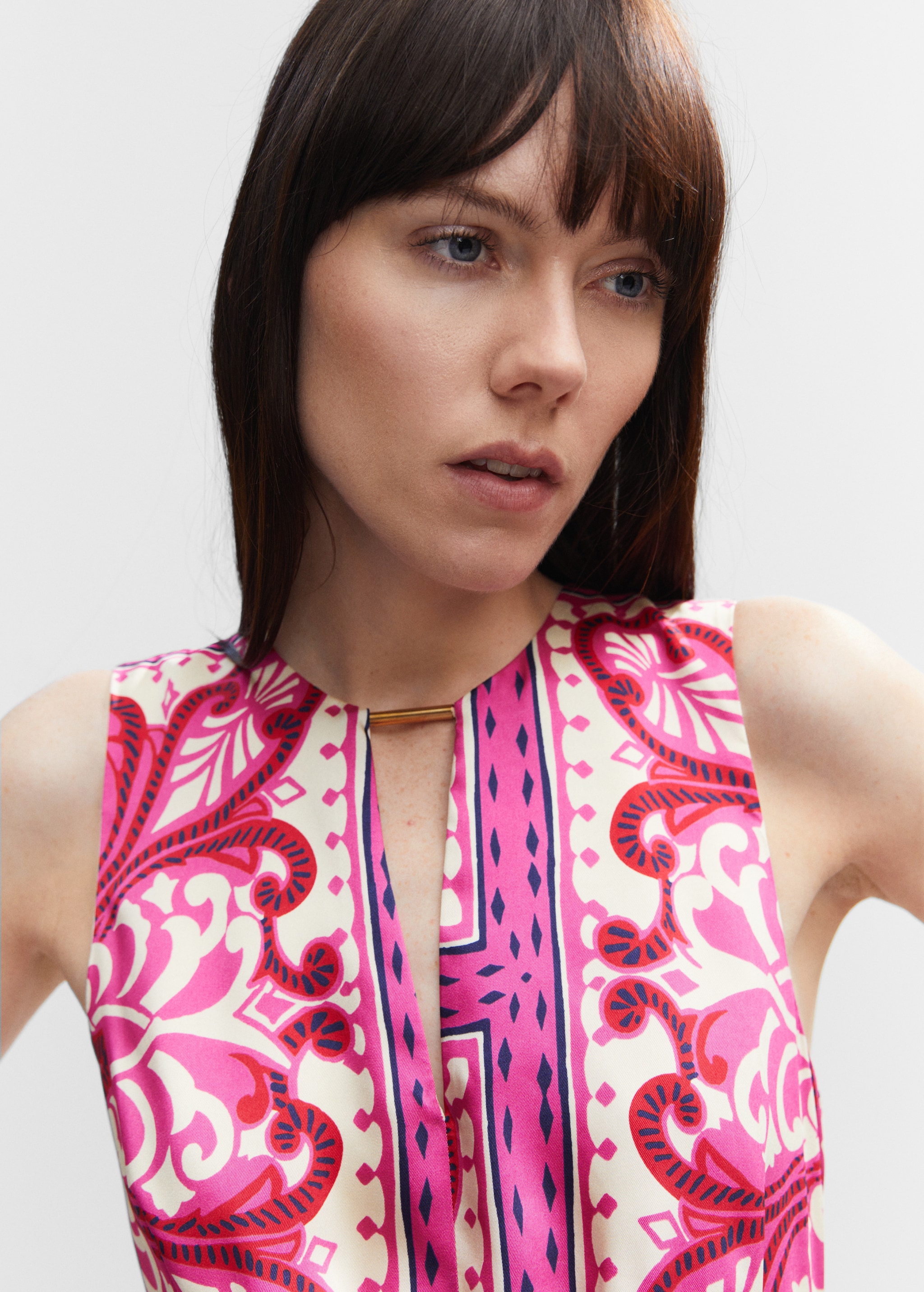 Printed jumpsuit with metal detail - Details of the article 1