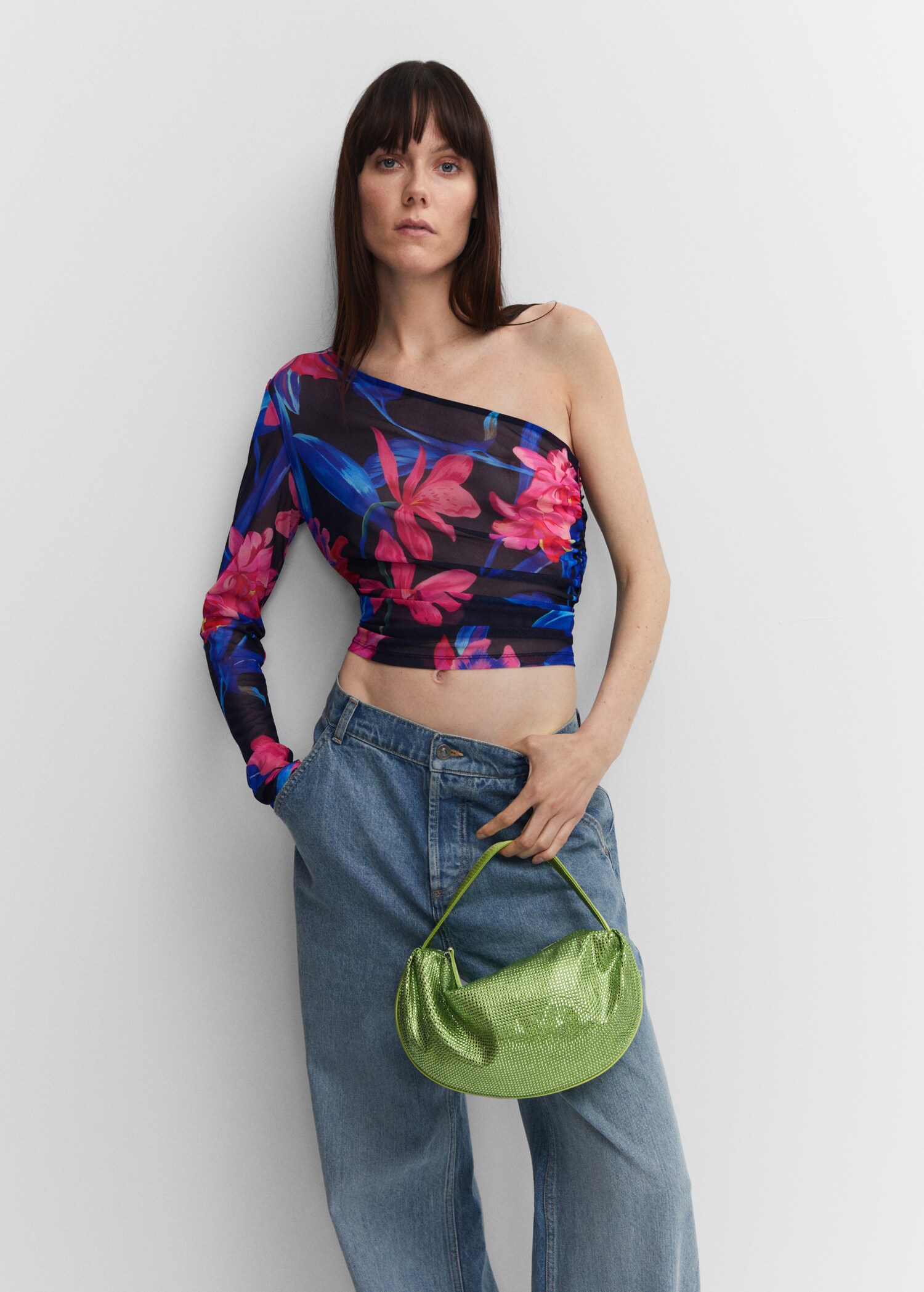 Asymmetrisk topp i chiffon med blomster - Artikkeldetalj 6