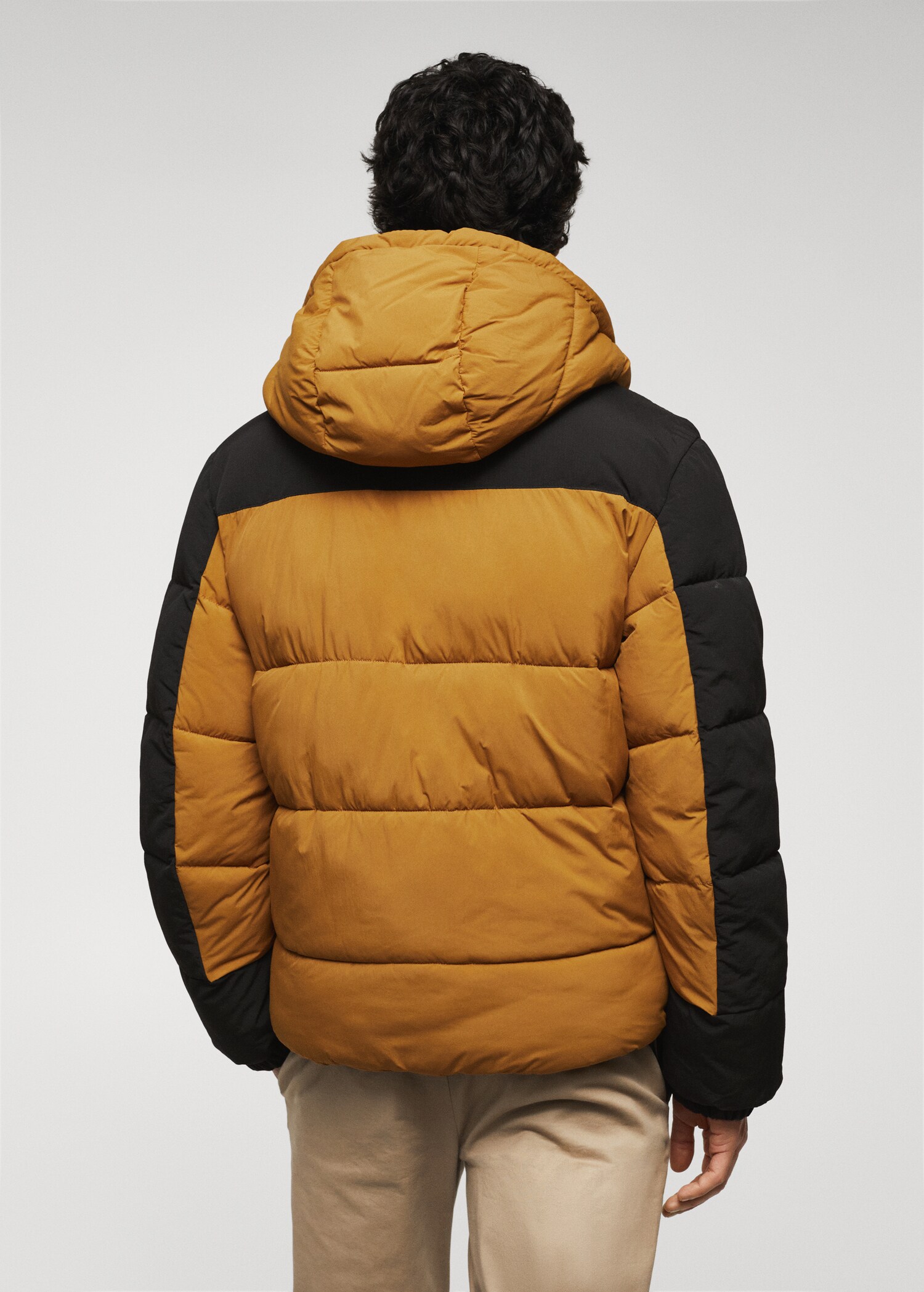 Combined hooded anorak - Reverse of the article
