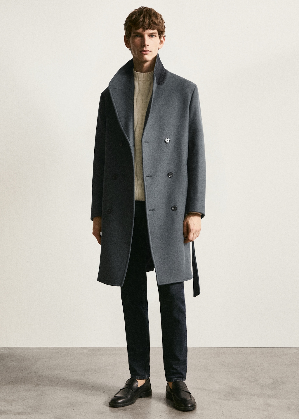Wool double-breasted coat - Men | MANGO Georgia