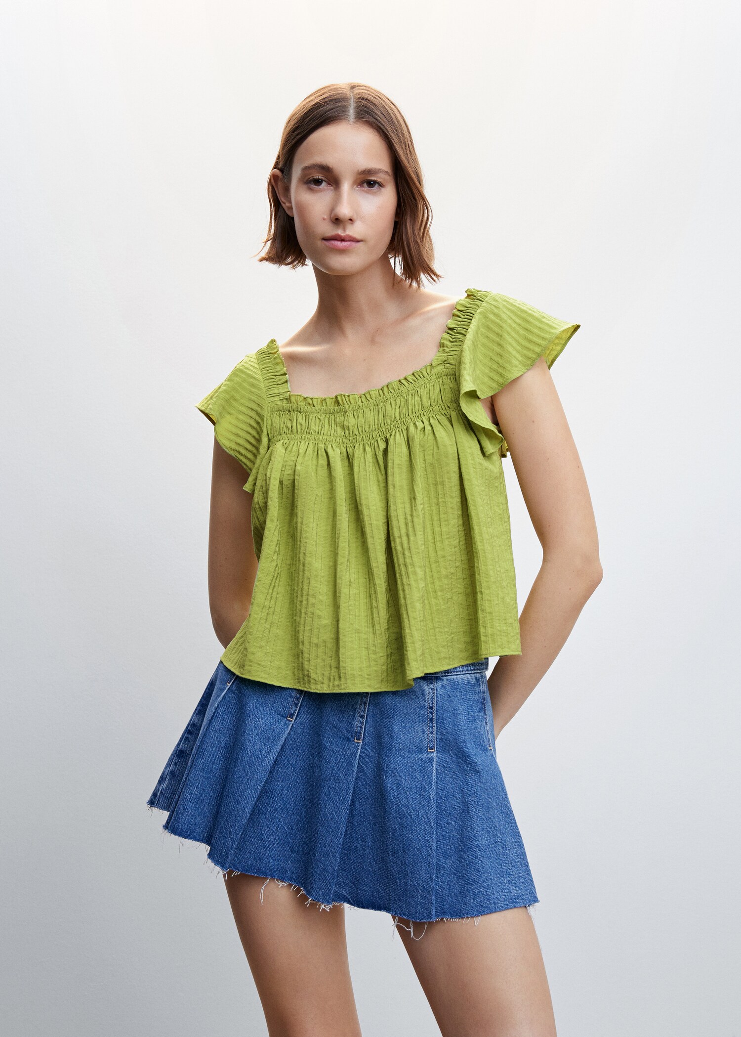Stripe texture blouse - Medium plane